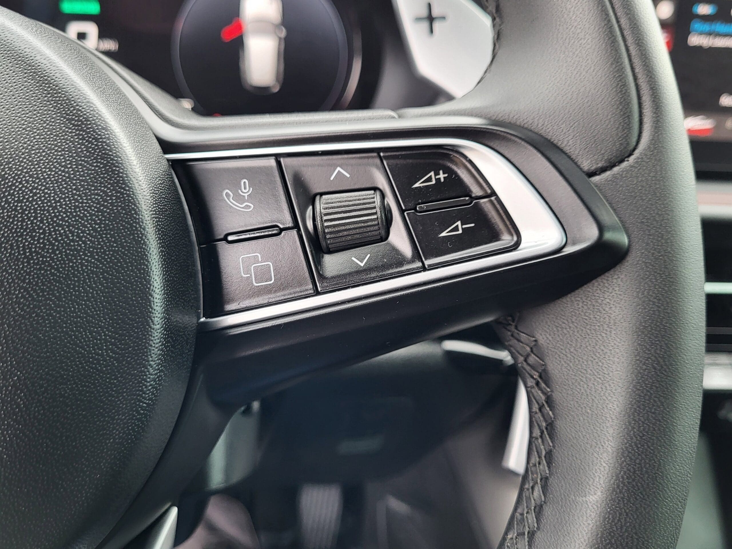 2024 Dodge Hornet - Image 21