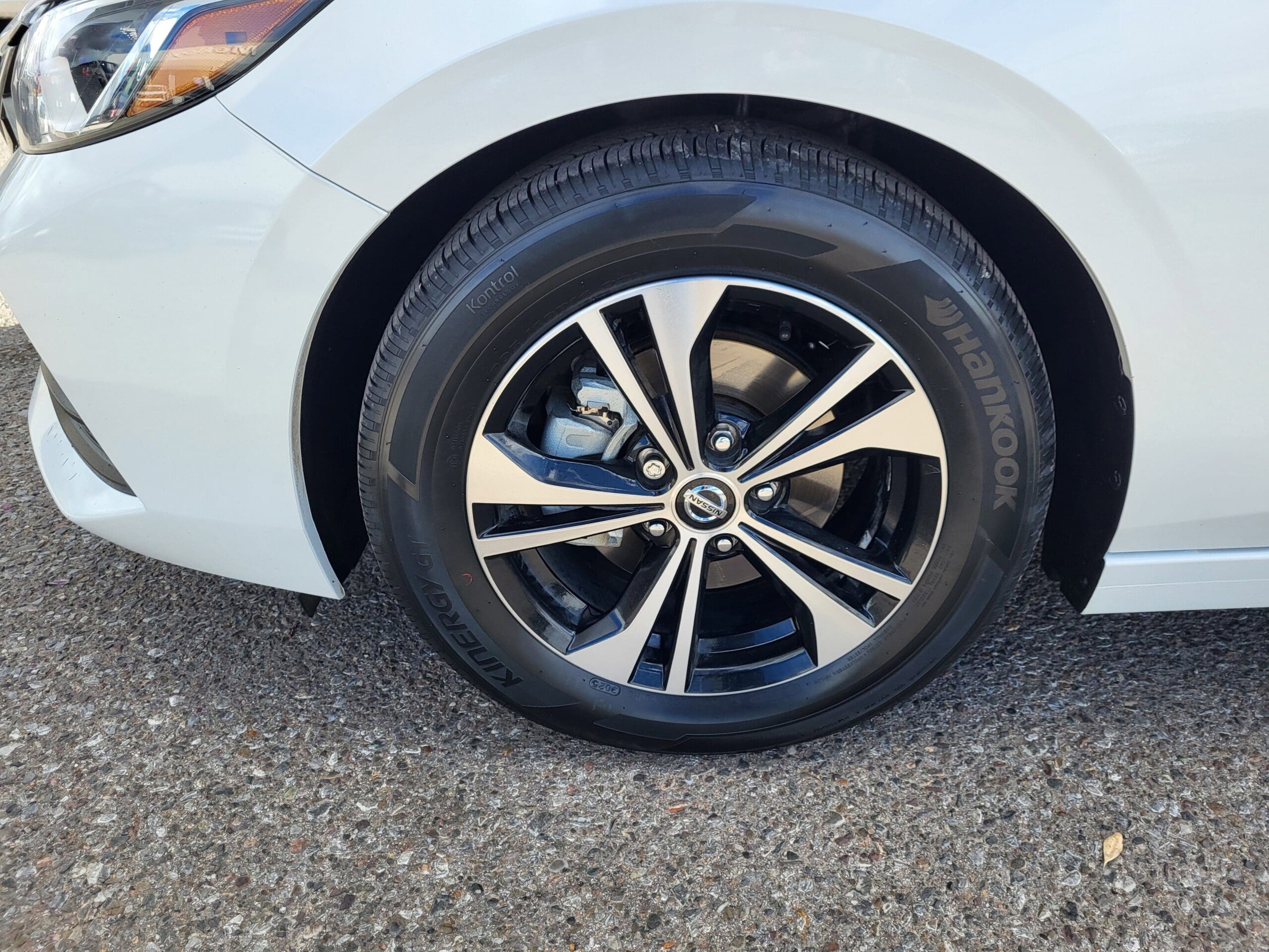 2023 Nissan Sentra - Image 18