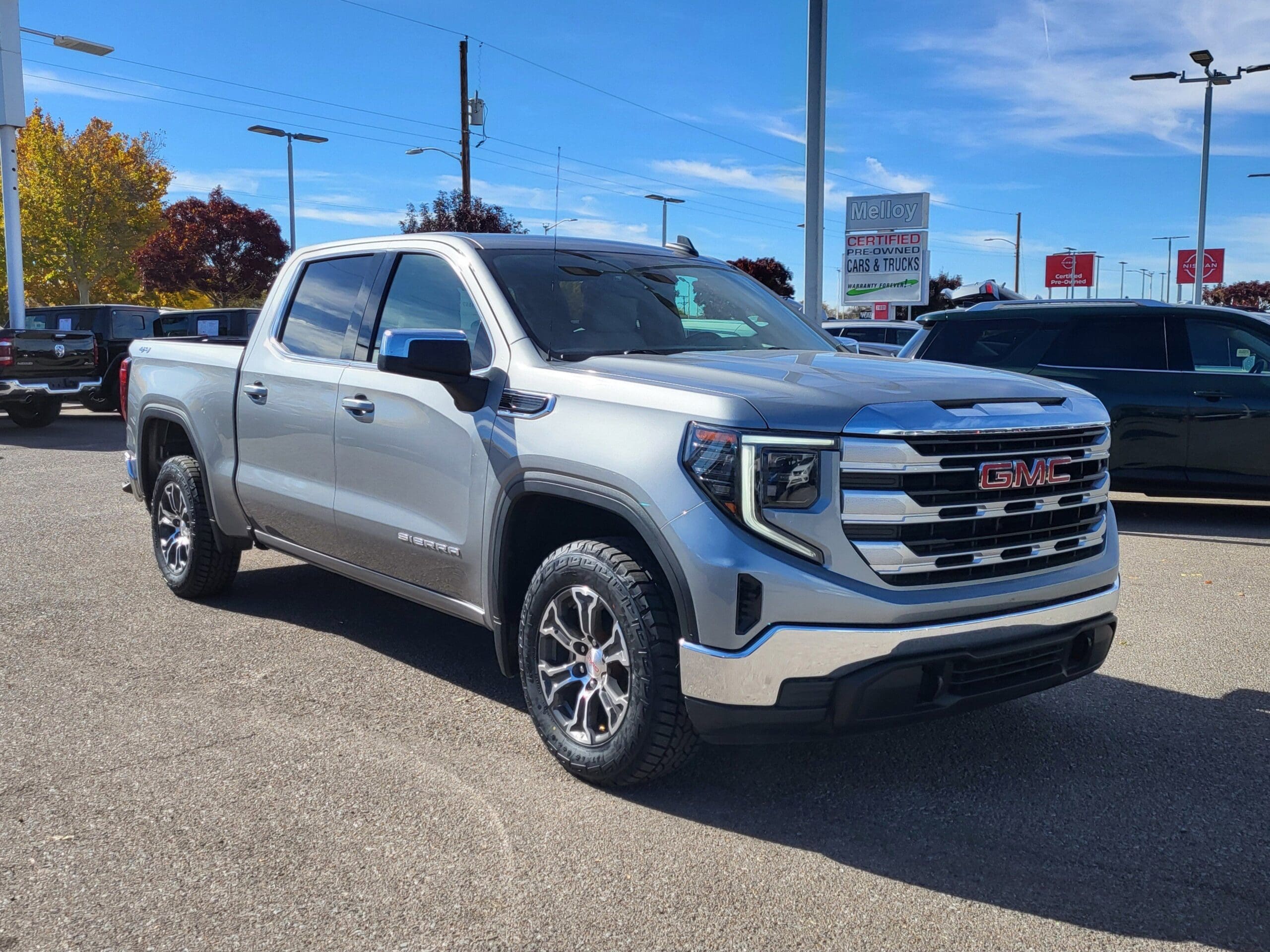2023 GMC Sierra 1500 - Image 4