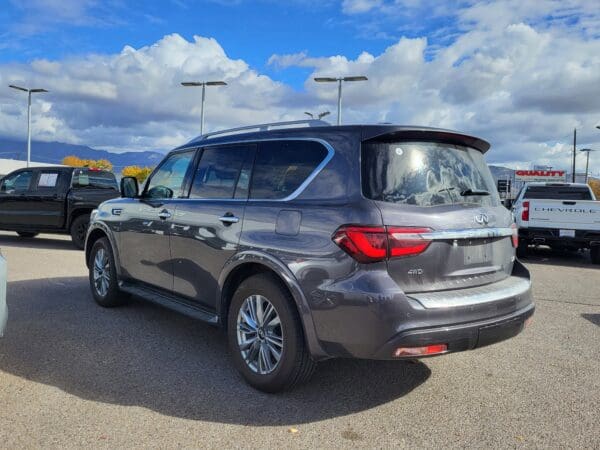 2024 INFINITI QX80