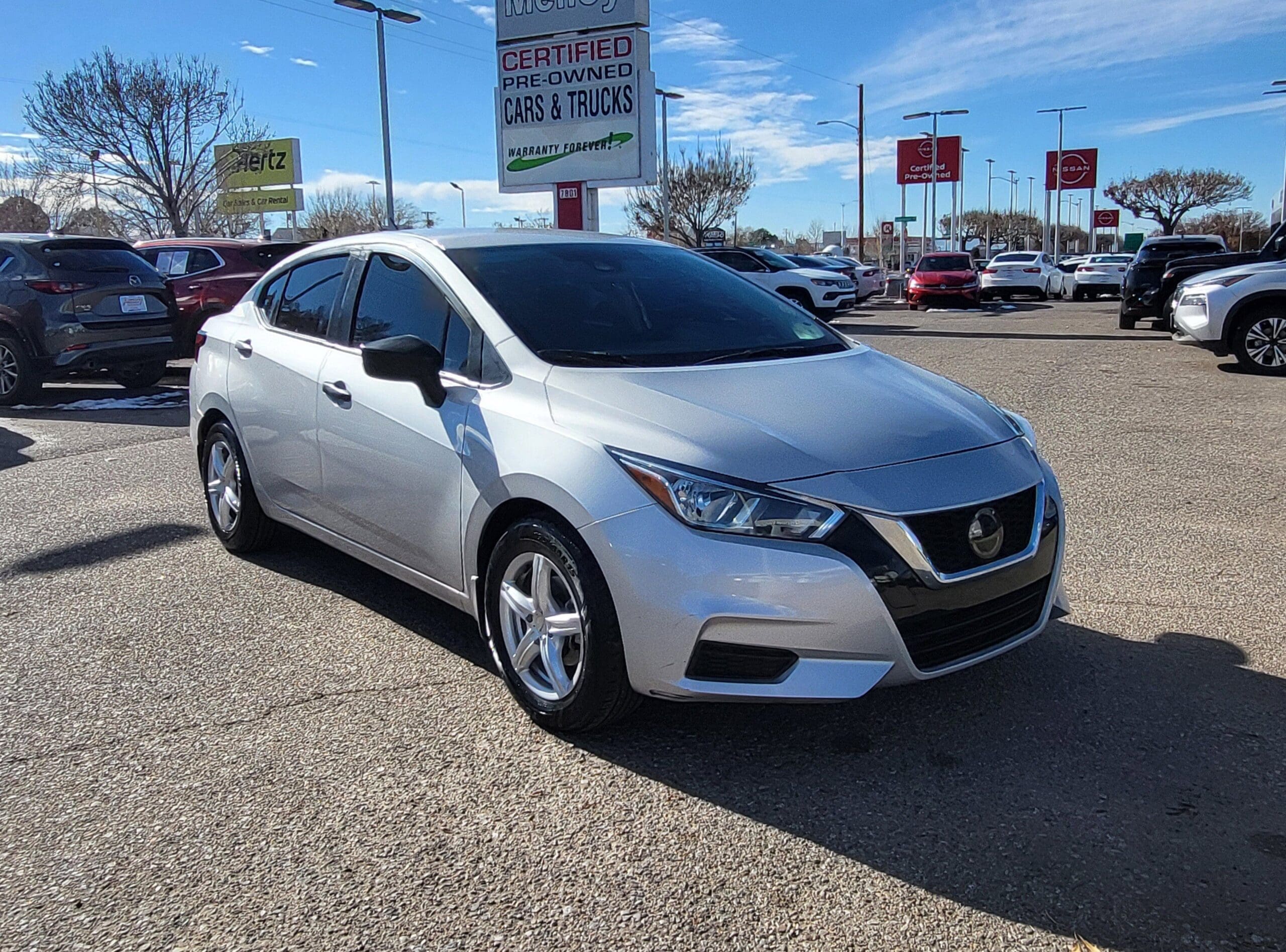 2021 Nissan Versa - Image 4