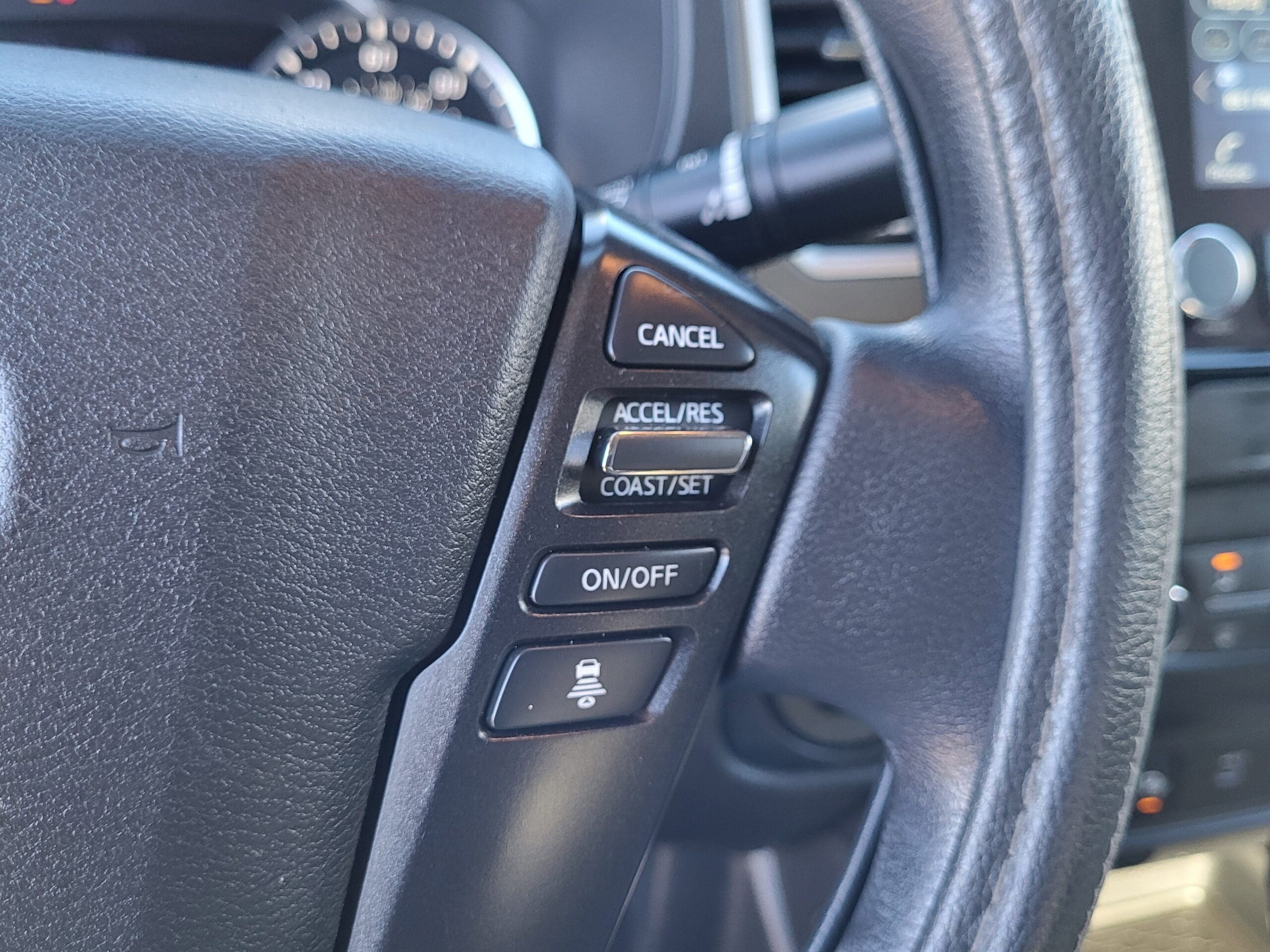 2022 Nissan Frontier - Image 20