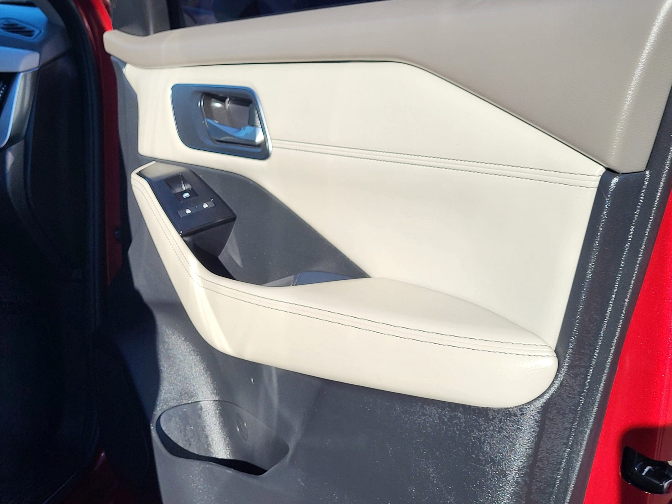 2021 Nissan Rogue - Image 17