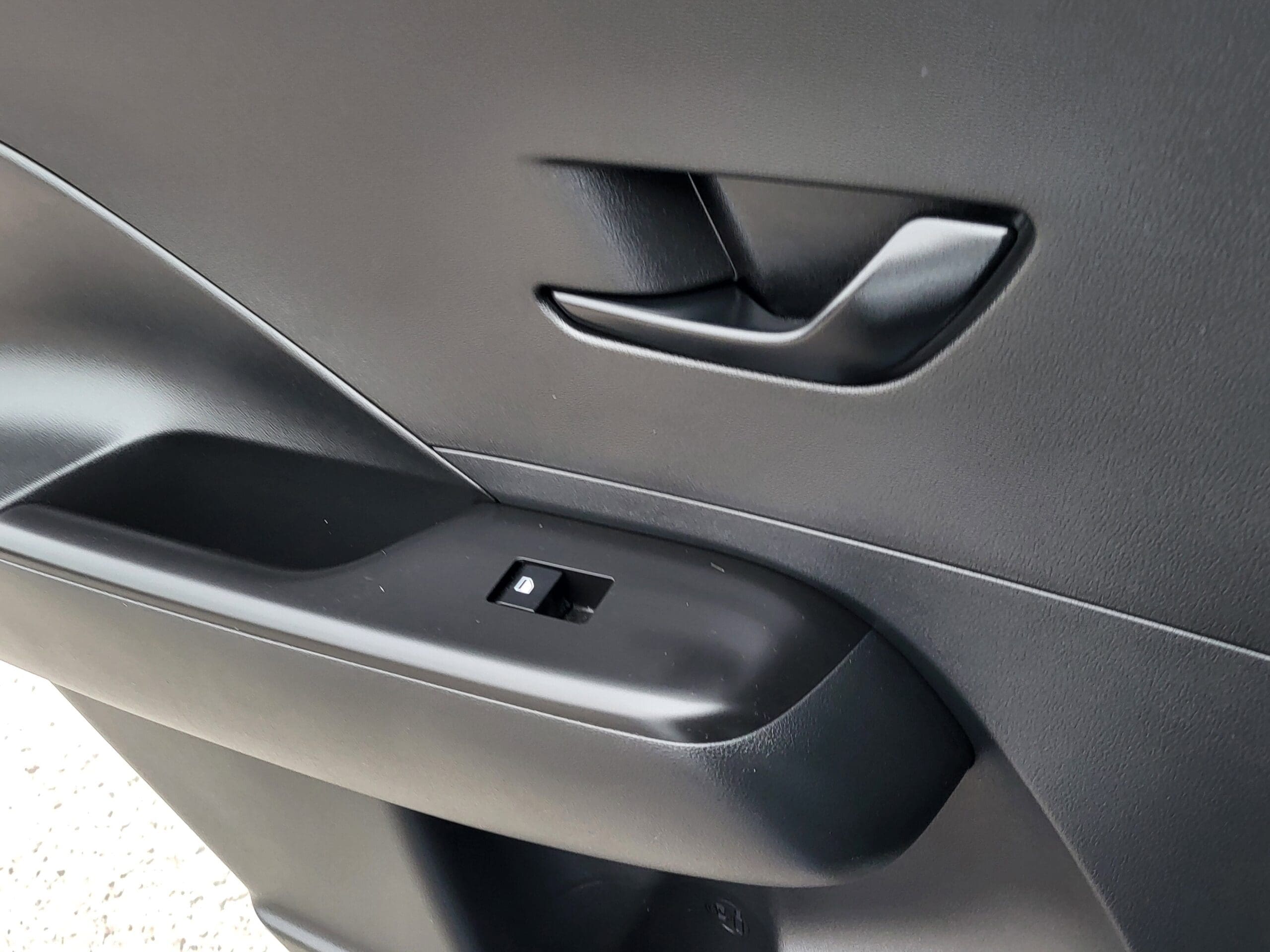 2024 Hyundai Kona - Image 11