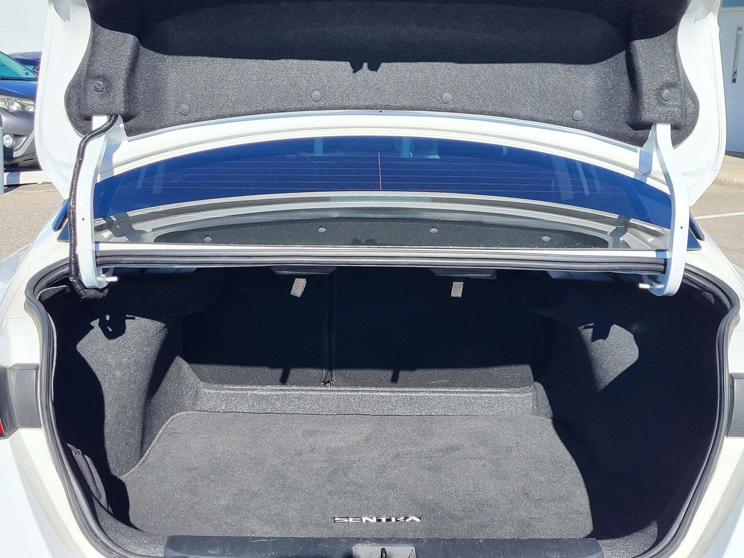 2023 Nissan Sentra - Image 12