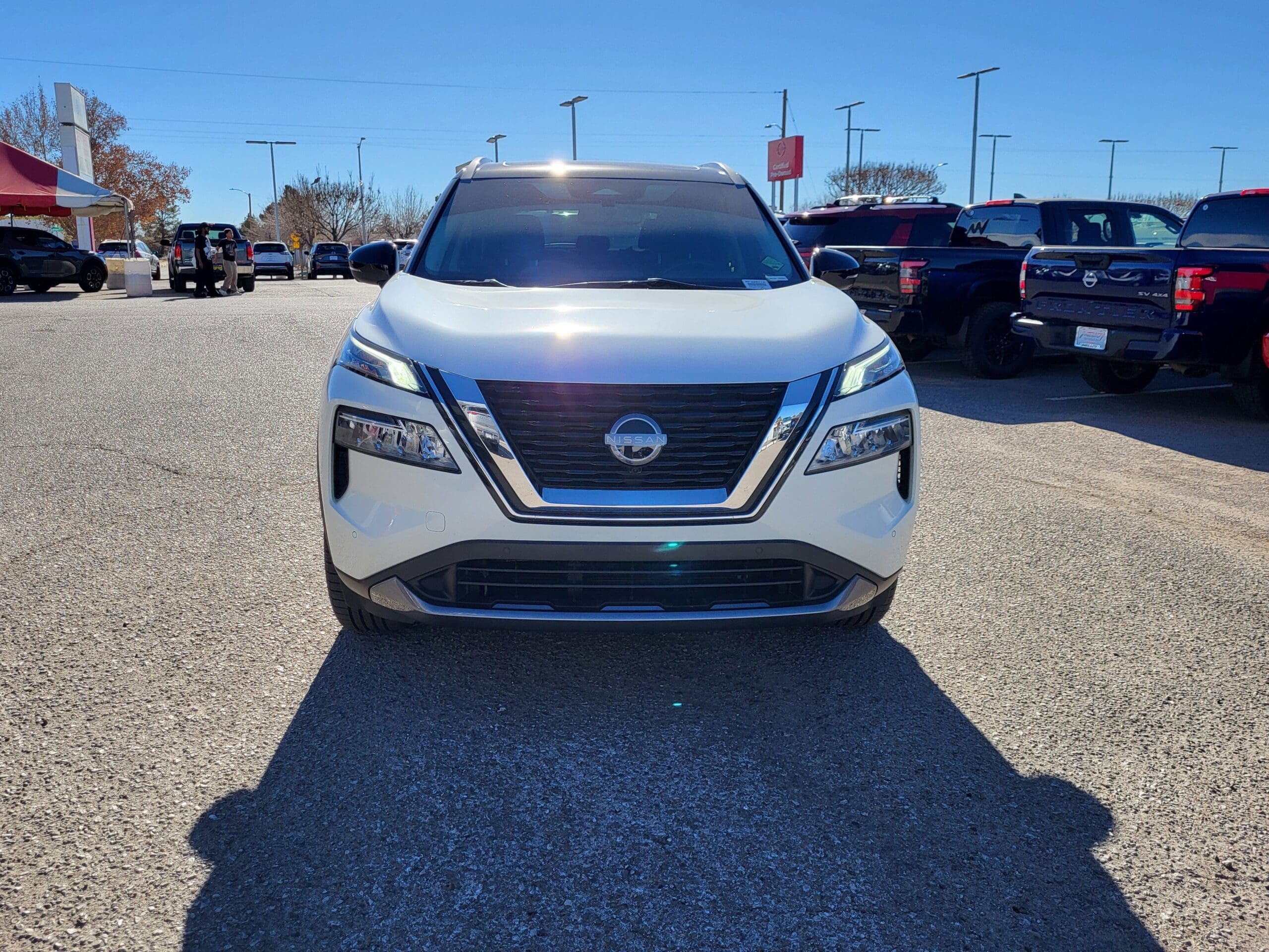 2023 Nissan Rogue - Image 5