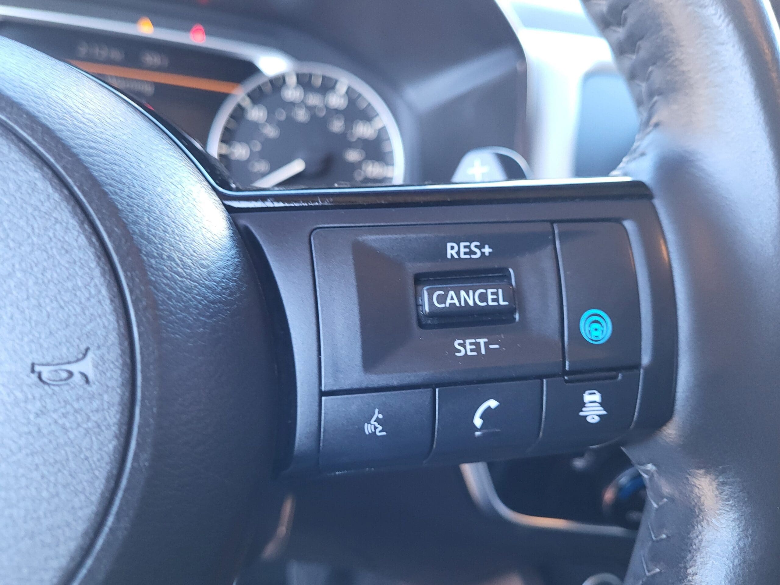 2021 Nissan Rogue - Image 22