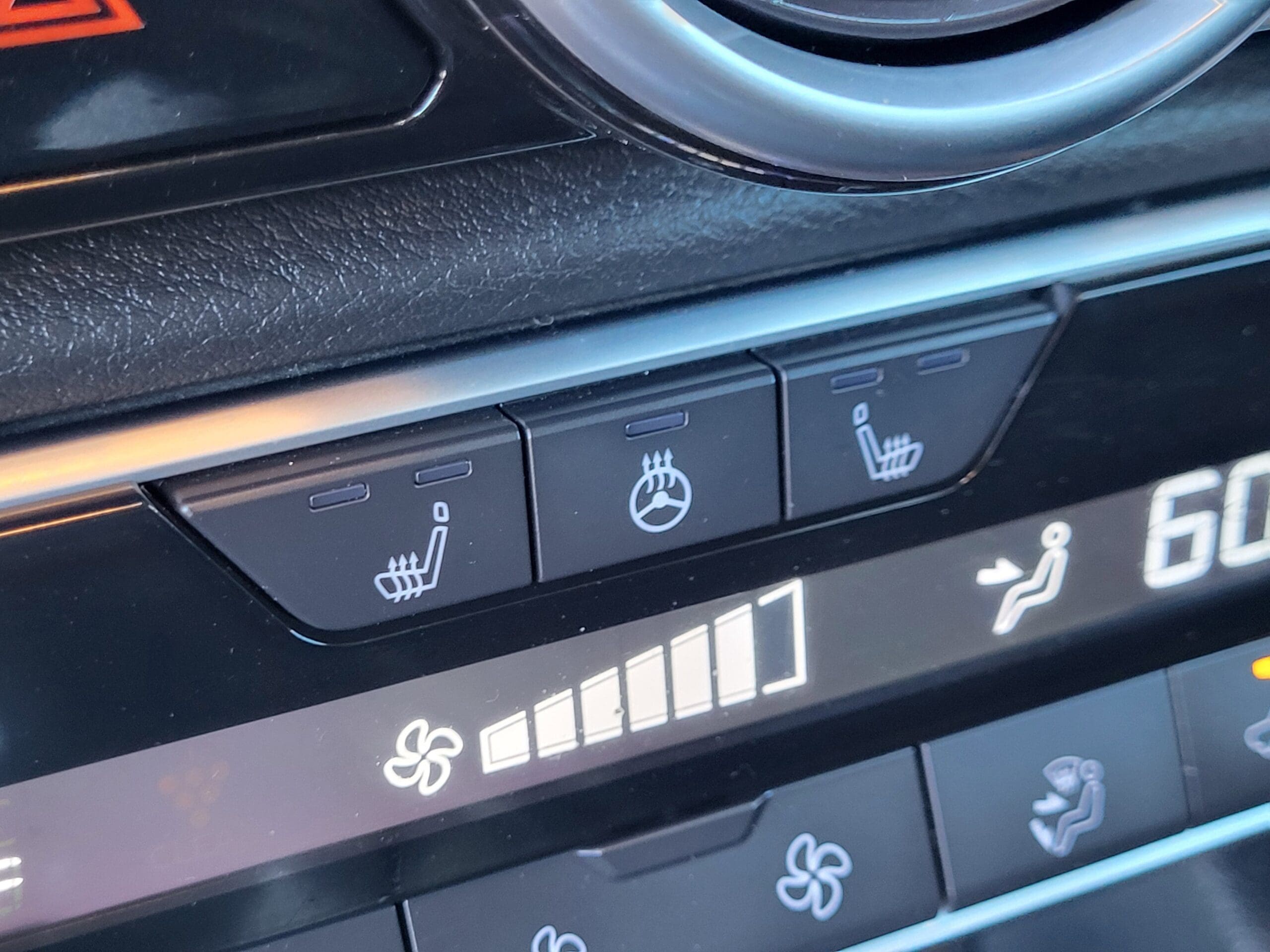 2023 Nissan Sentra - Image 26