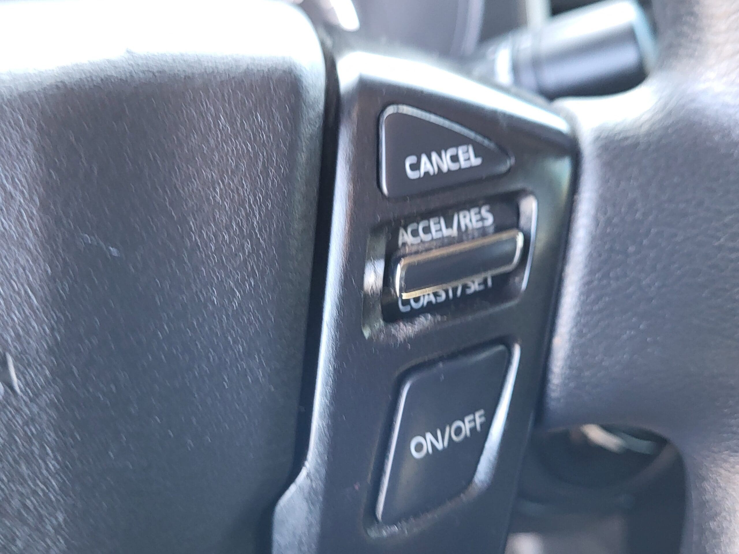 2023 Nissan Frontier - Image 22