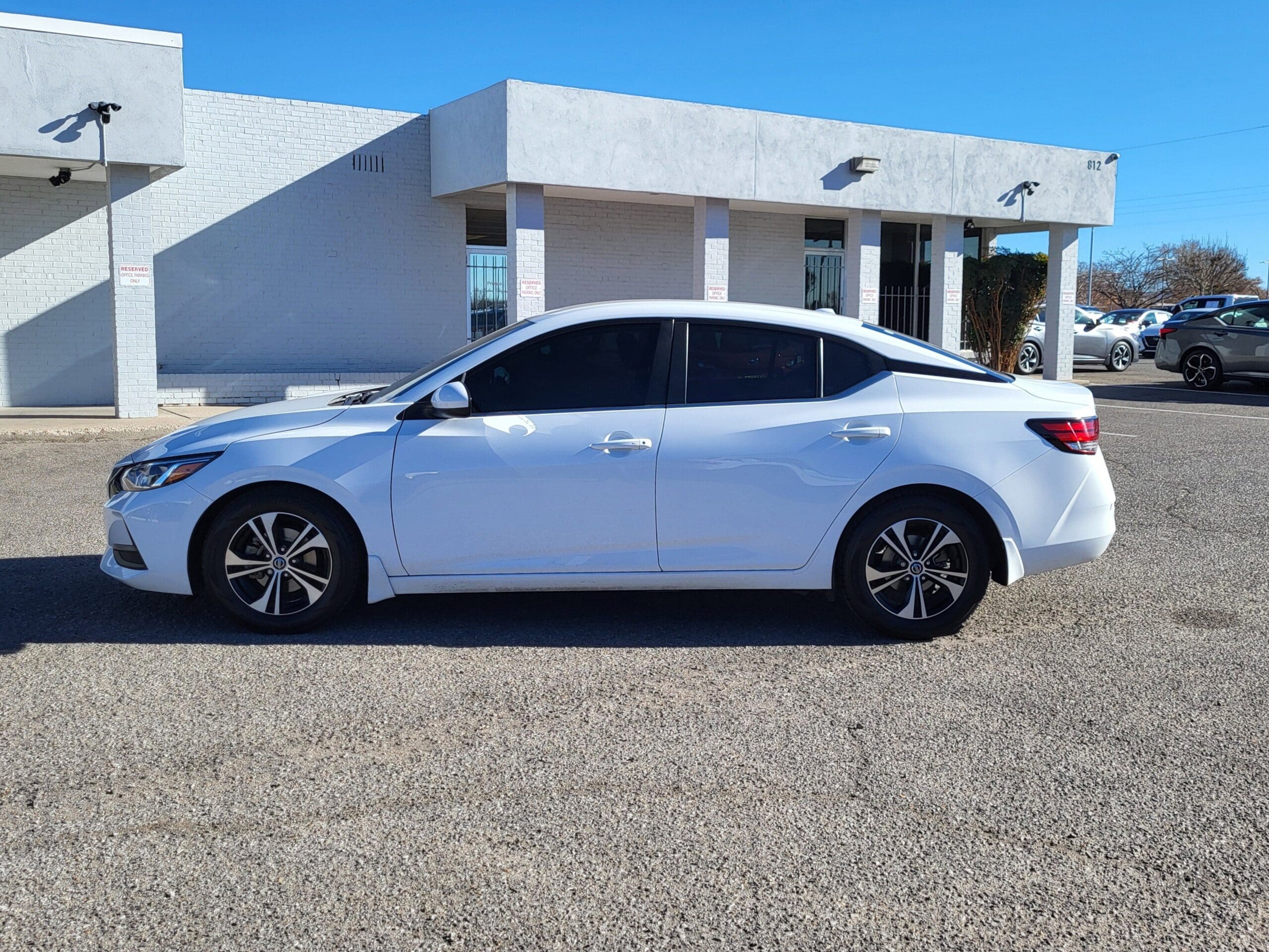 2023 Nissan Sentra - Image 2