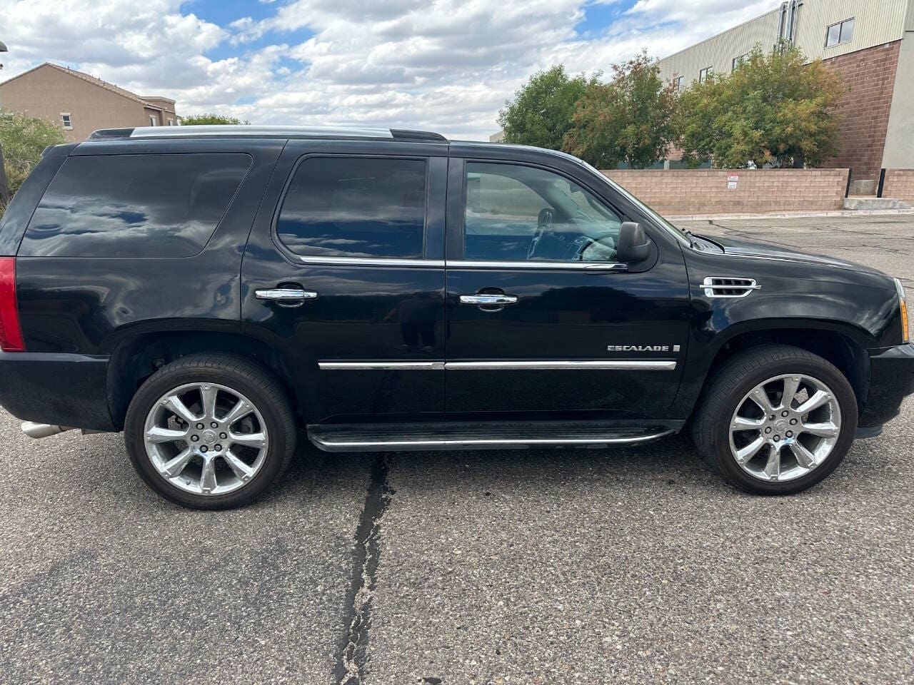 2007 Cadillac Escalade - Image 7