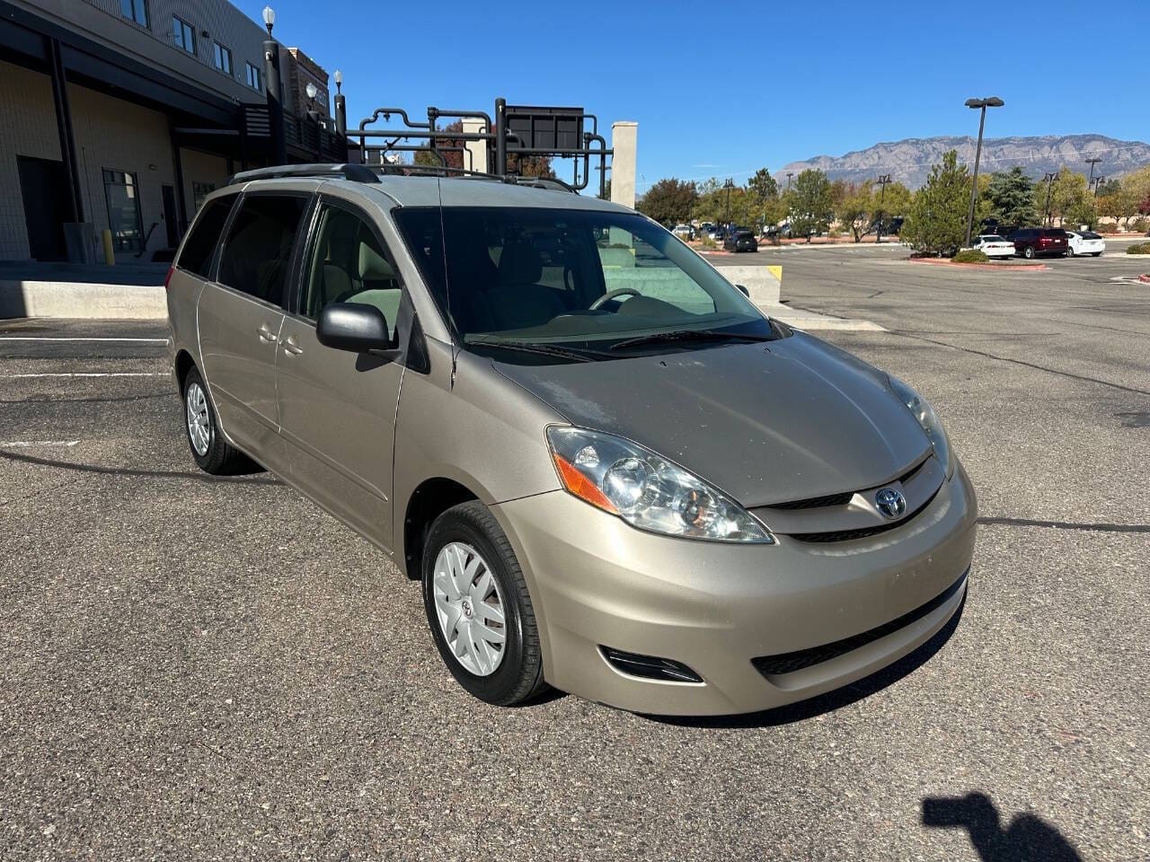 2009 Toyota Sienna - Image 5