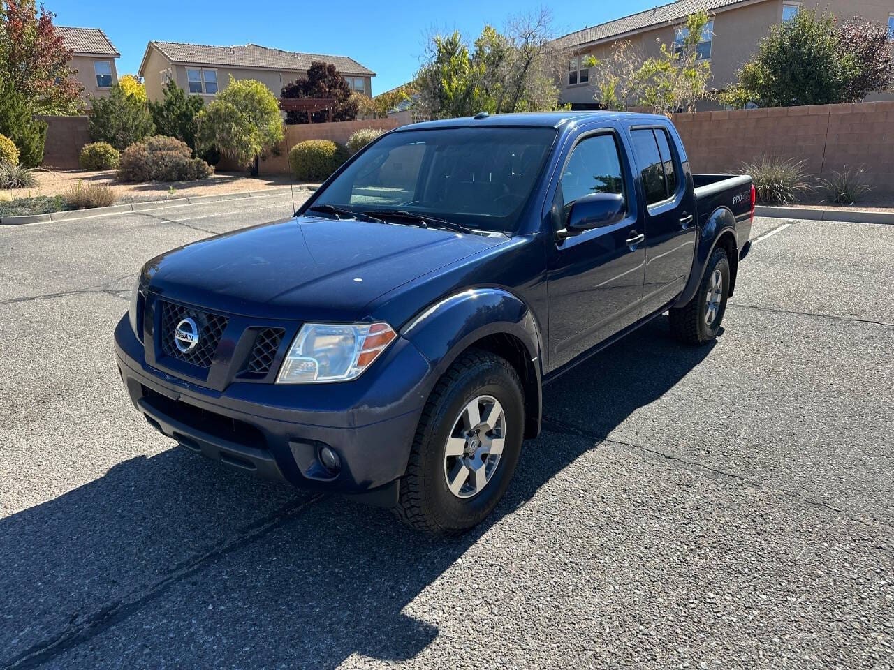 2010 Nissan Frontier - Image 2