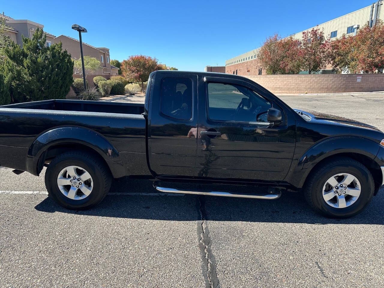 2010 Nissan Frontier - Image 6