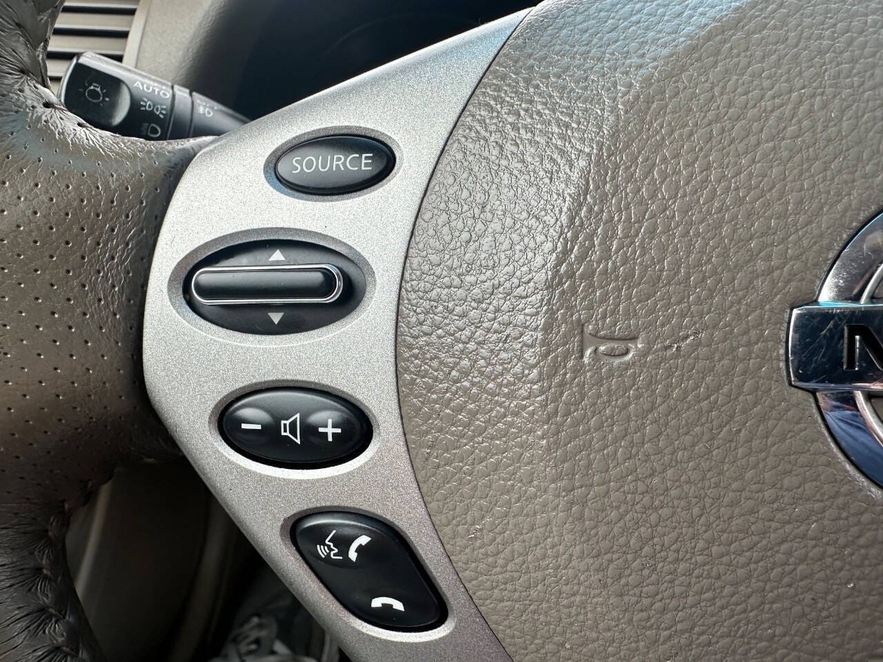 2012 Nissan Altima - Image 14