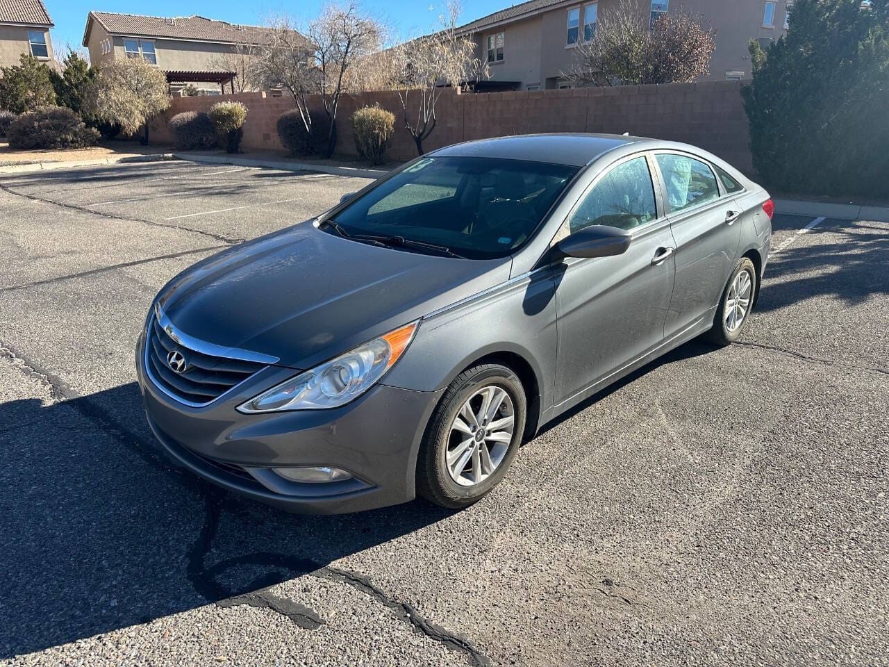 2013 Hyundai Sonata - Image 2