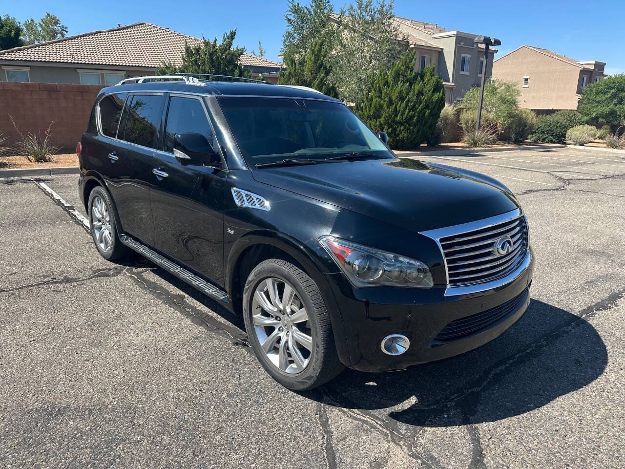 2014 Infiniti QX80 - Image 5