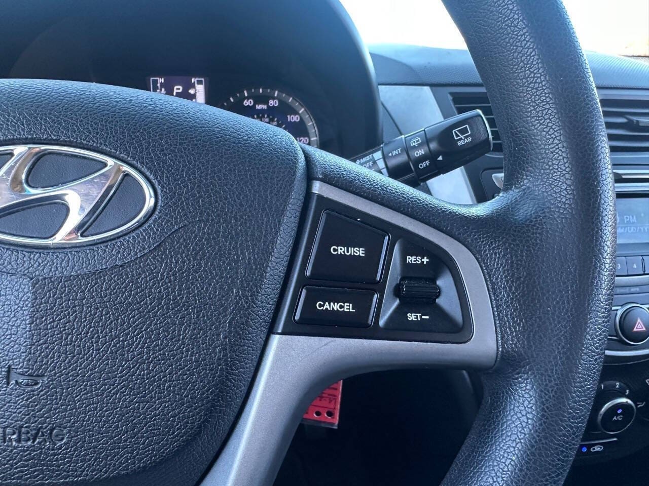 2016 Hyundai Accent - Image 11