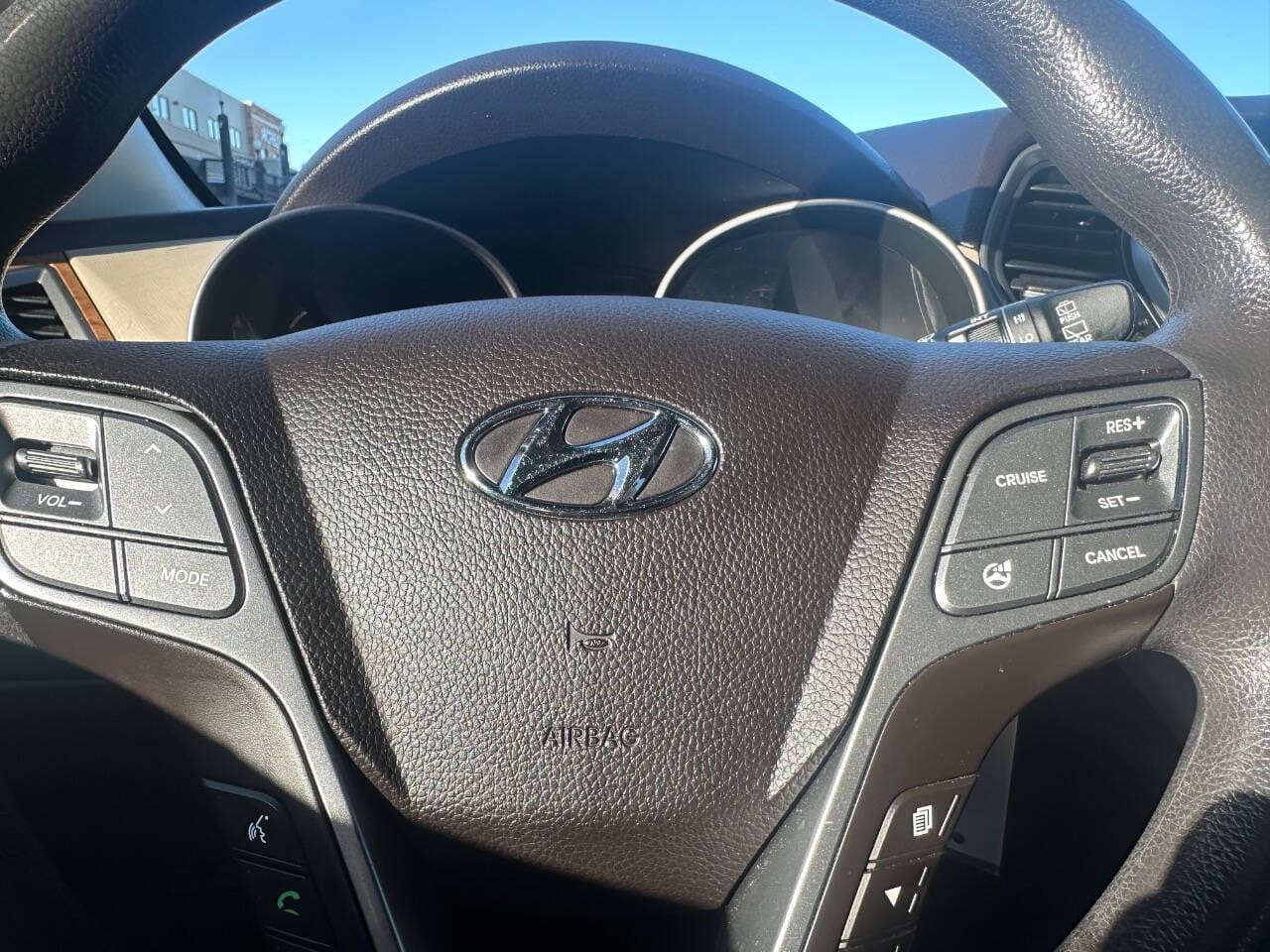 2016 Hyundai Santa Fe Sport - Image 13