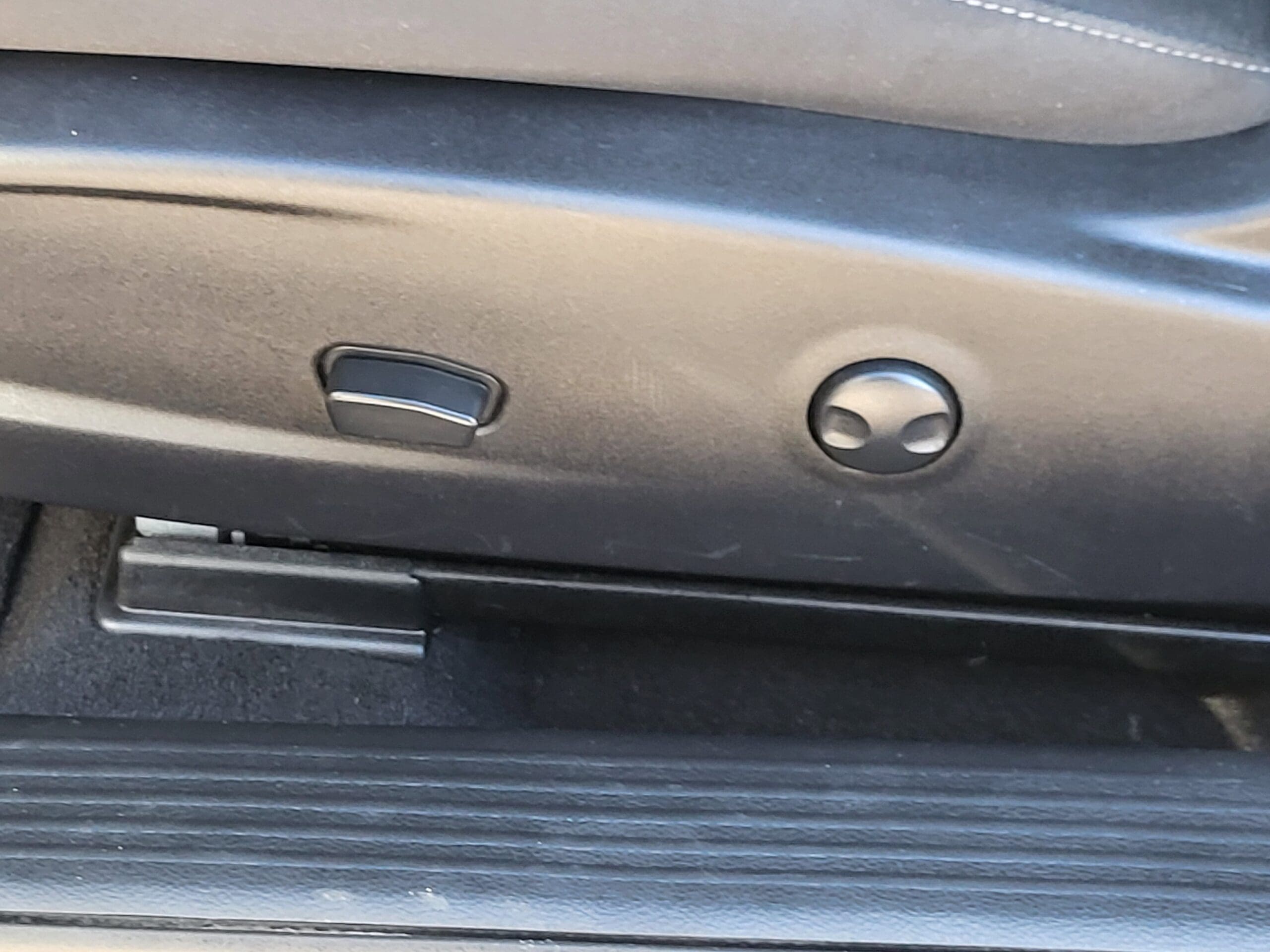 2023 Dodge Challenger - Image 7