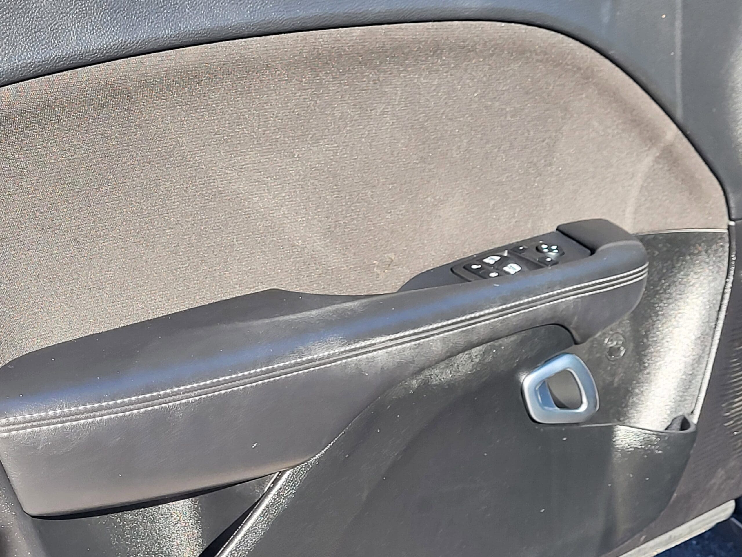 2023 Dodge Challenger - Image 6