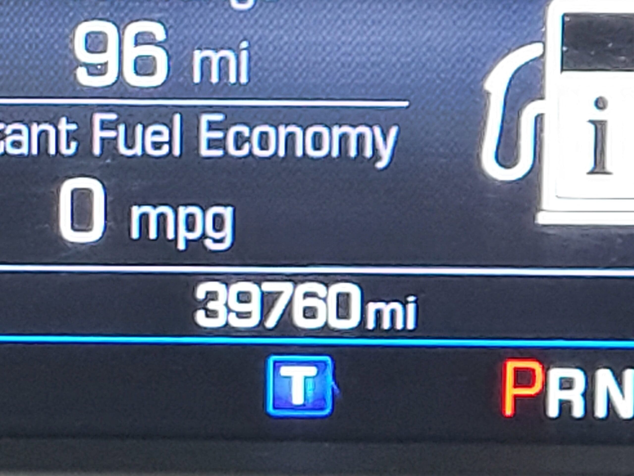 2023 Chevrolet Camaro - Image 20