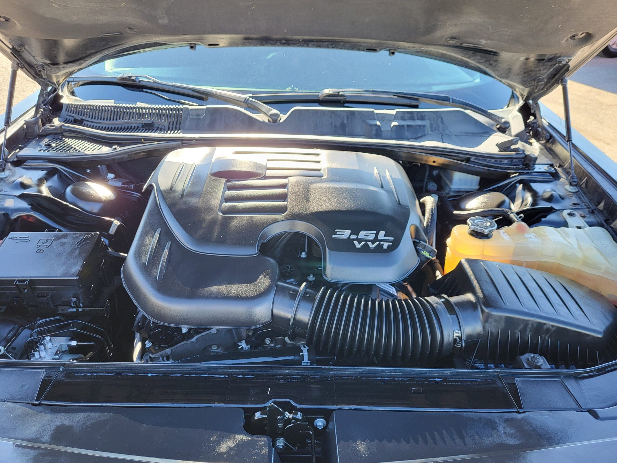 2021 Dodge Challenger - Image 15