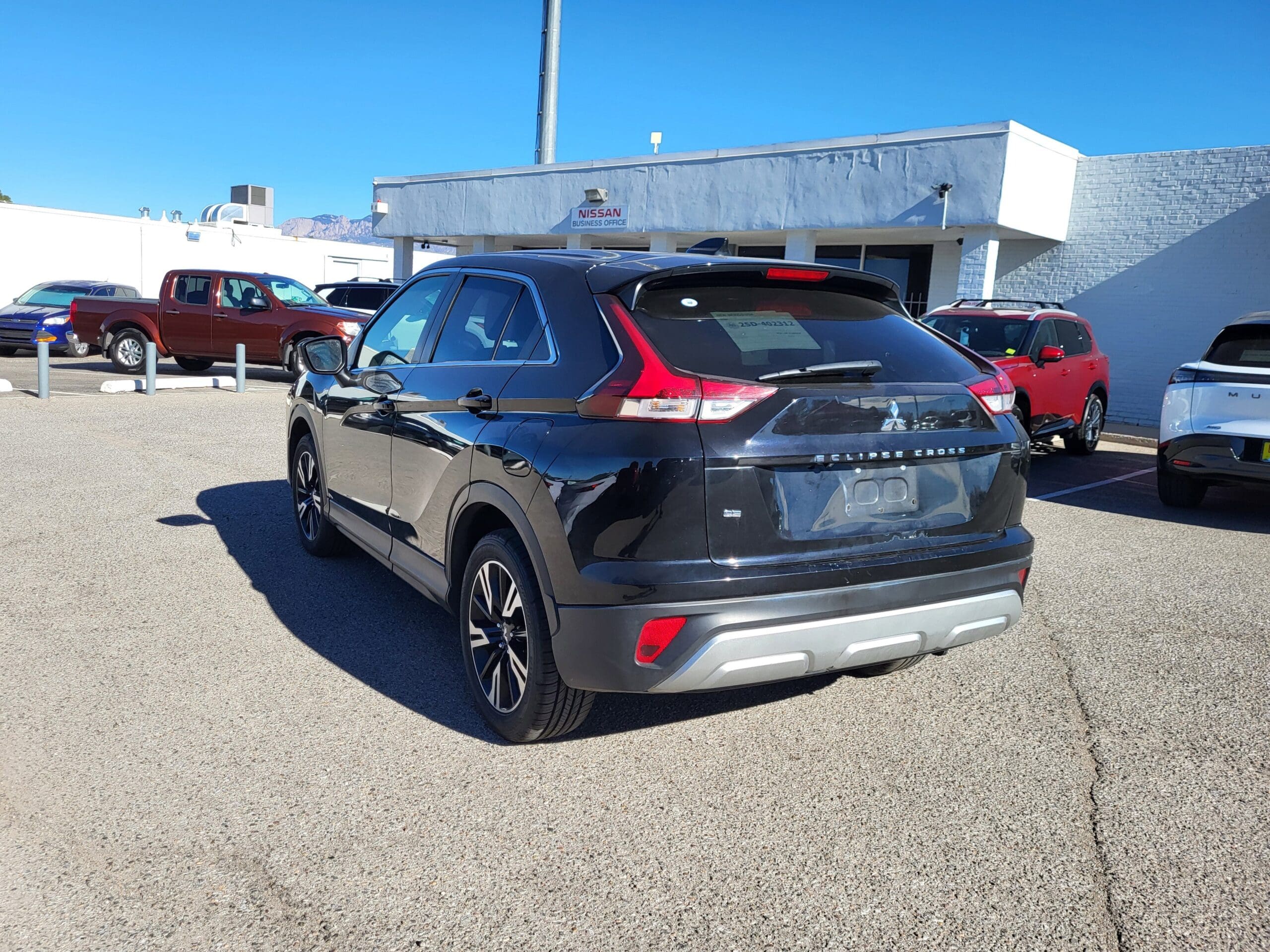 2024 Mitsubishi Eclipse Cross - Image 3