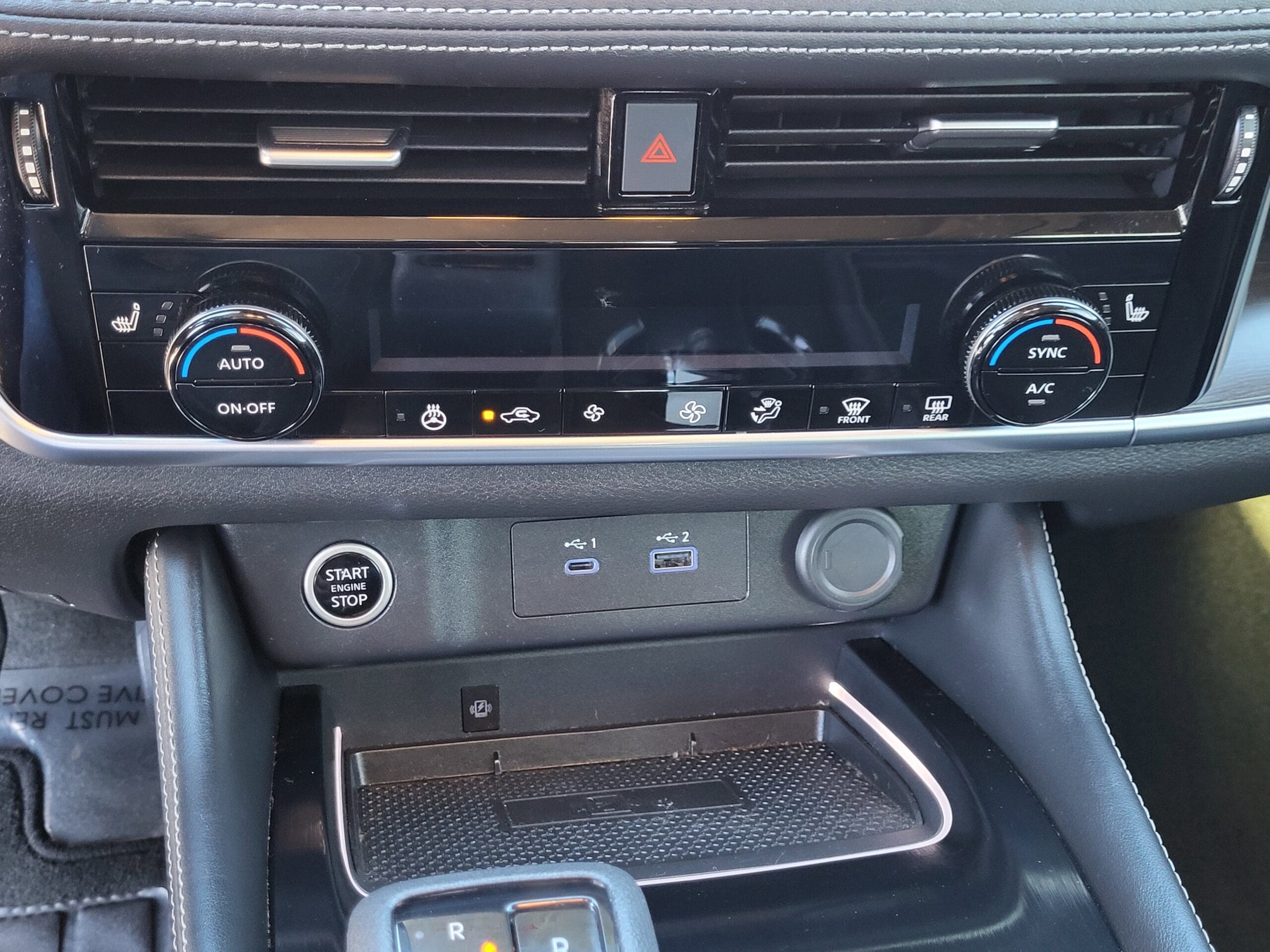 2023 Nissan Rogue - Image 25