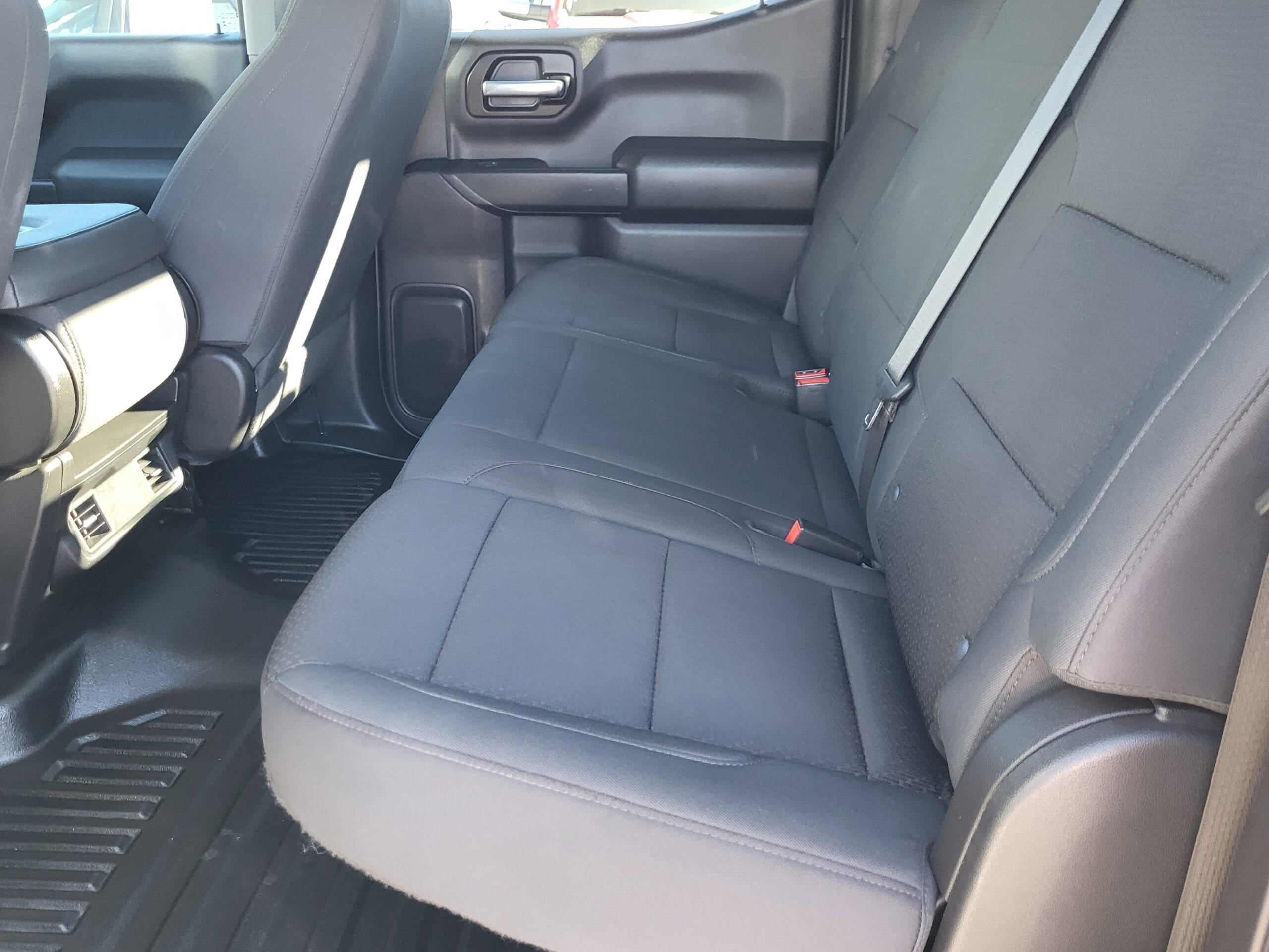 2023 GMC Sierra 1500 - Image 8