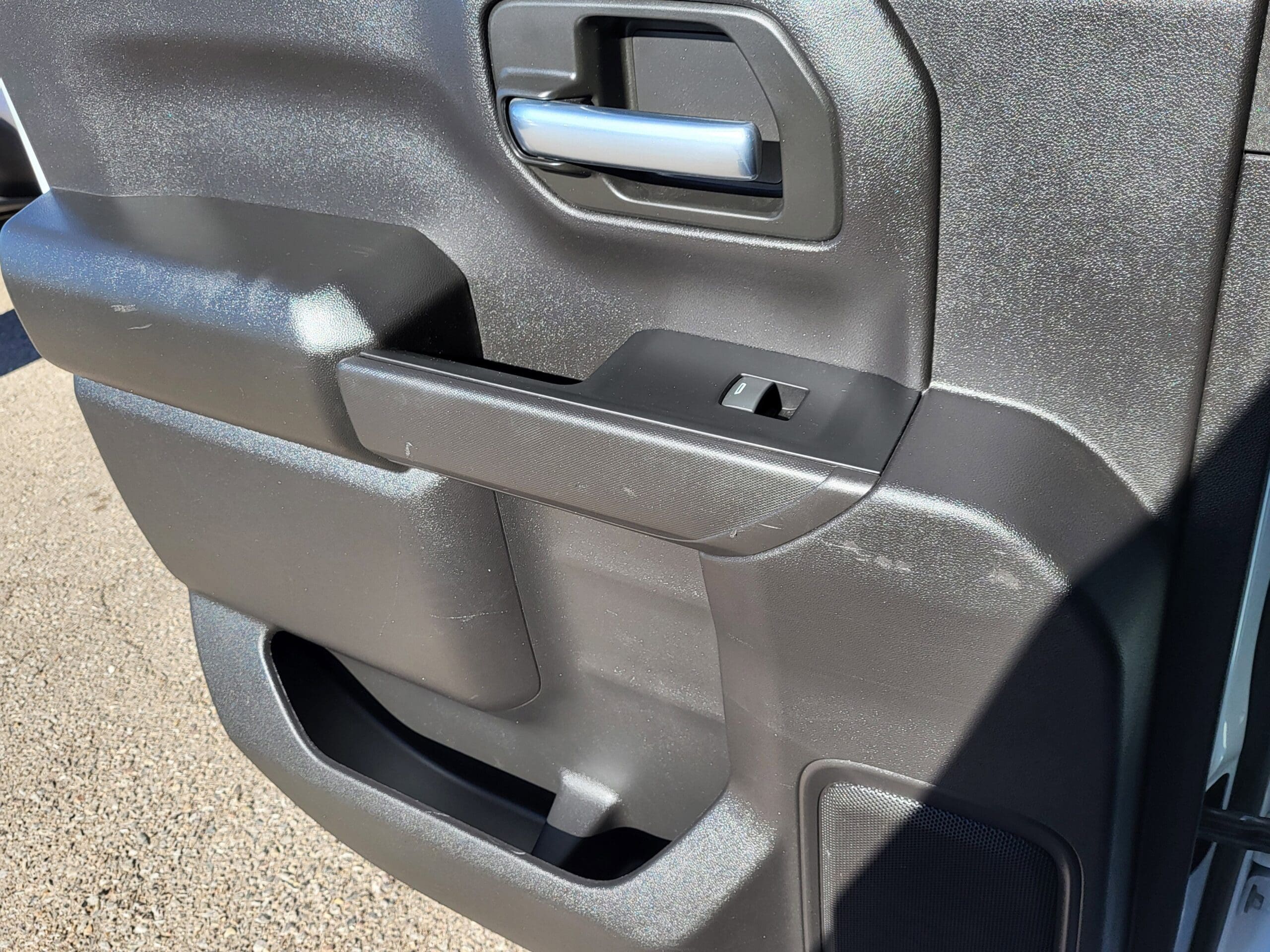 2023 GMC Sierra 1500 - Image 10