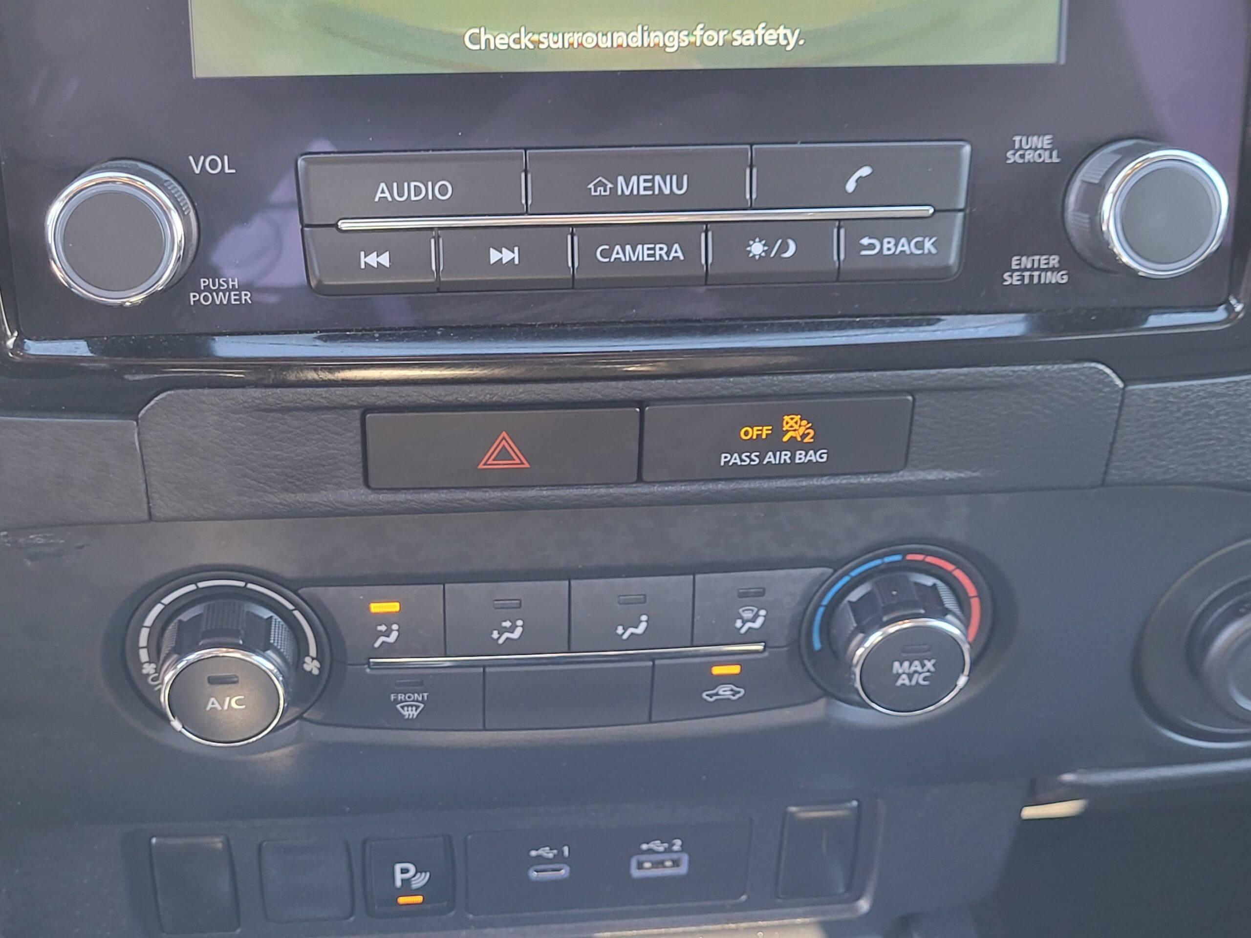 2022 Nissan Frontier - Image 24