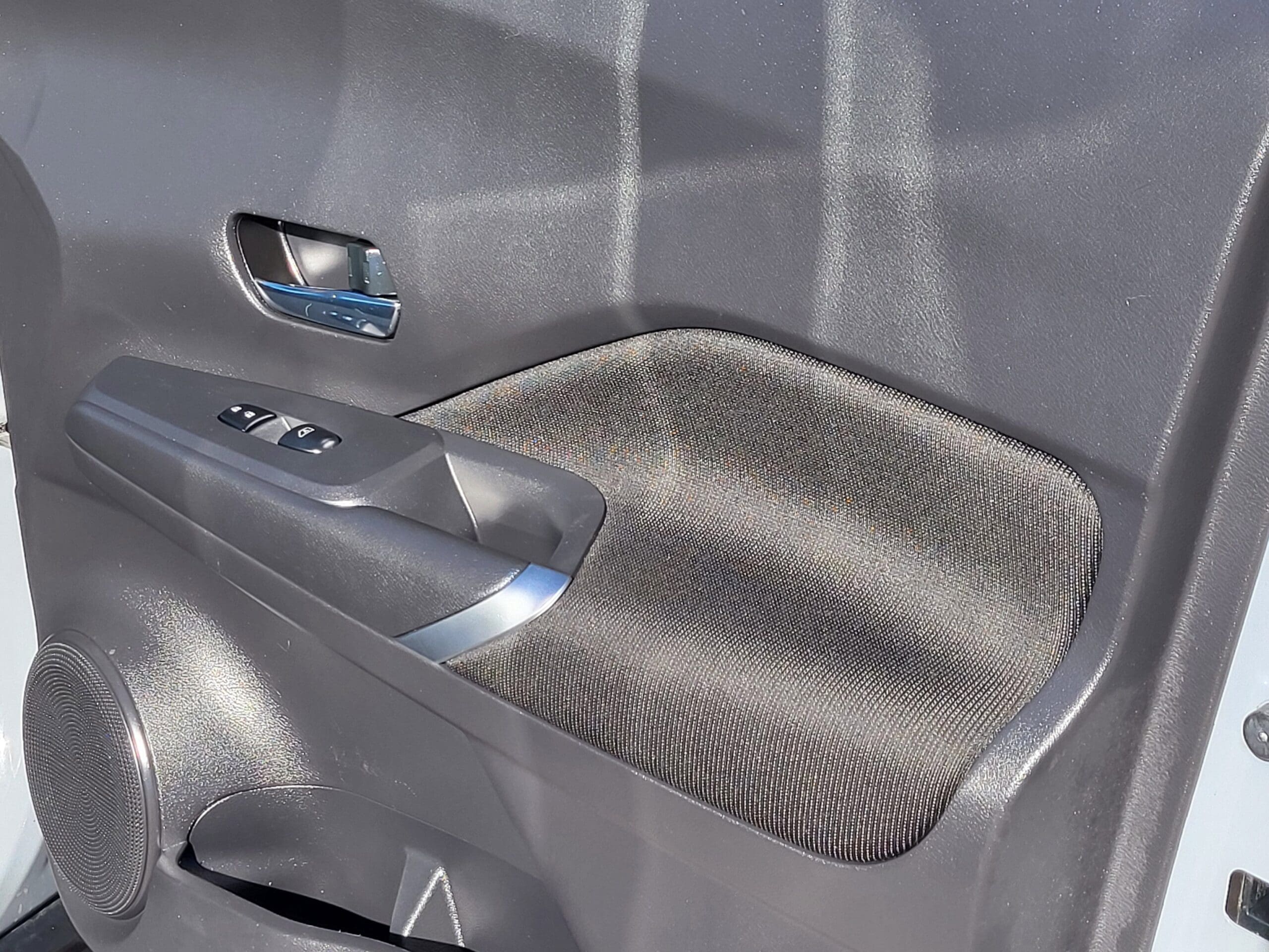 2022 Nissan Kicks - Image 16