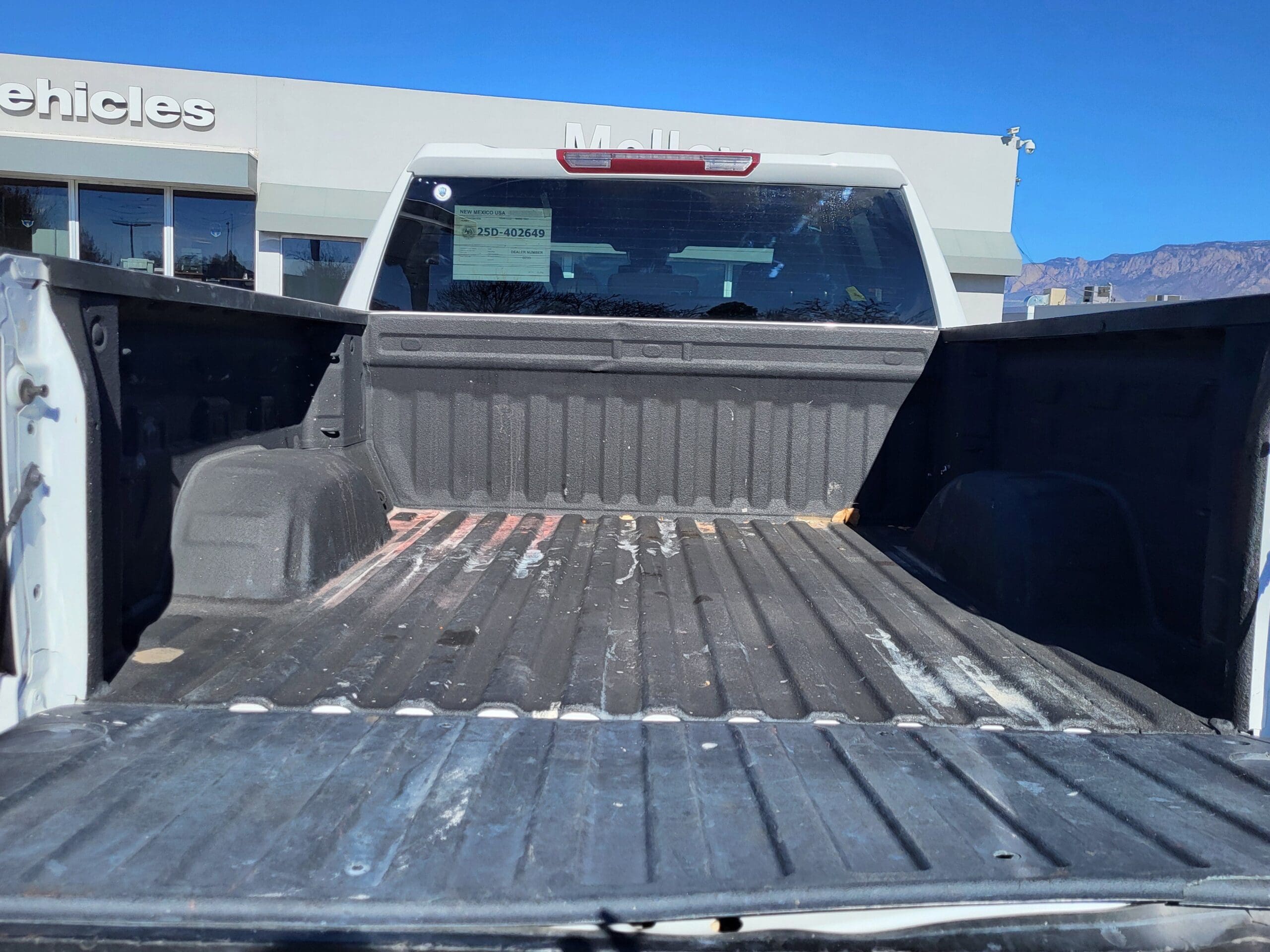 2023 GMC Sierra 1500 - Image 11