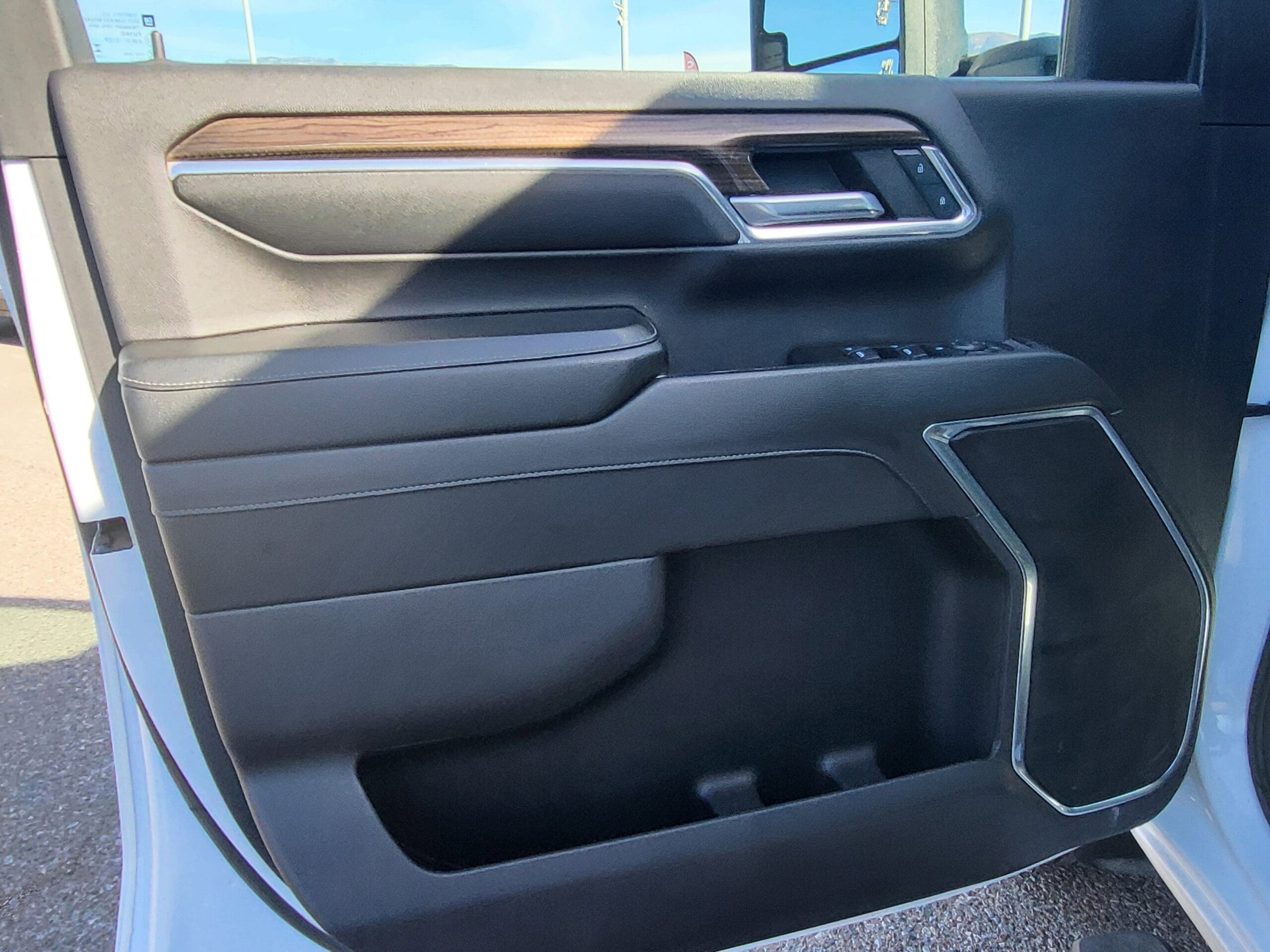 2024 Chevrolet Silverado 3500HD - Image 6