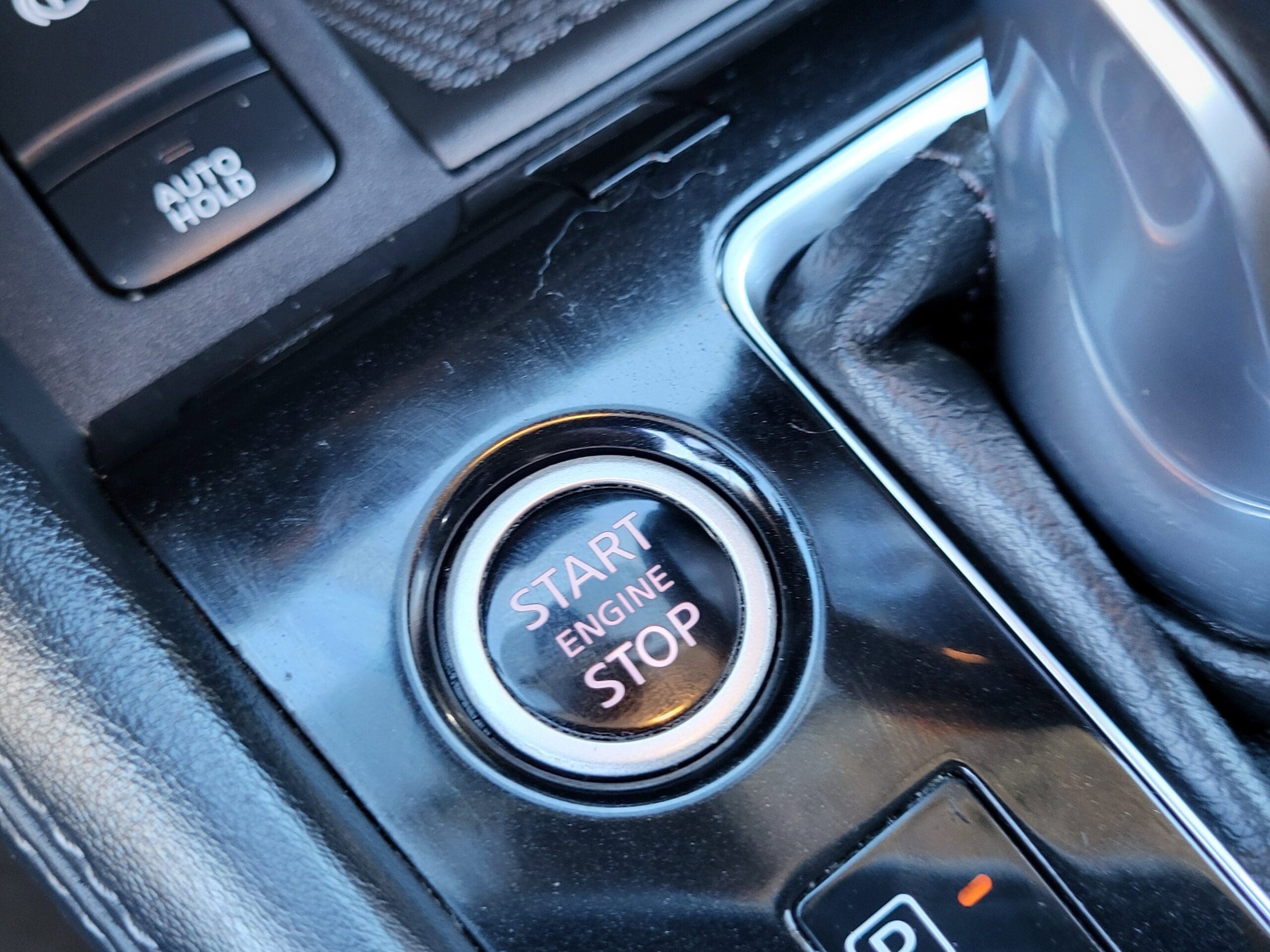 2022 Nissan Kicks - Image 25