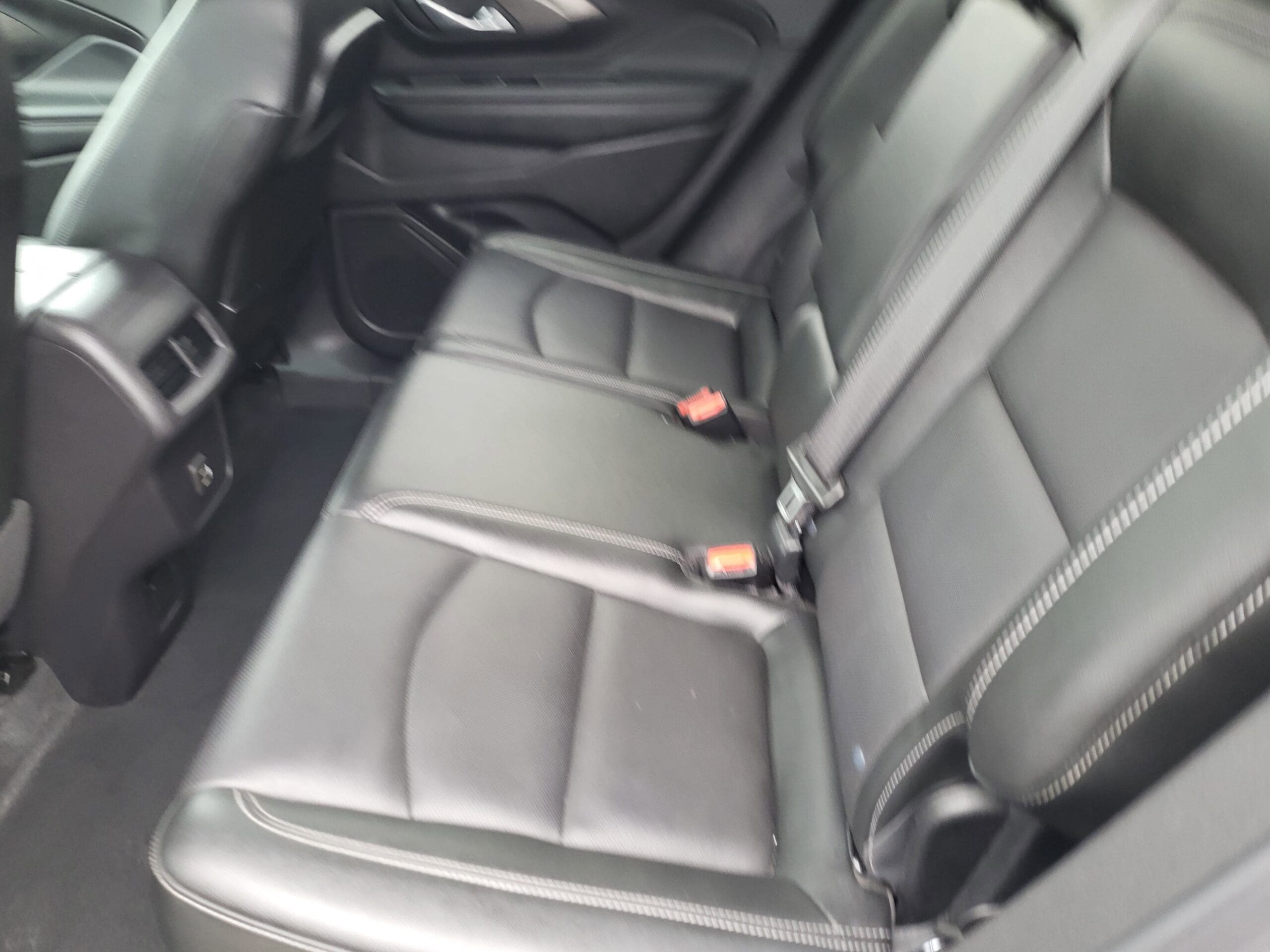 2024 GMC Terrain - Image 9