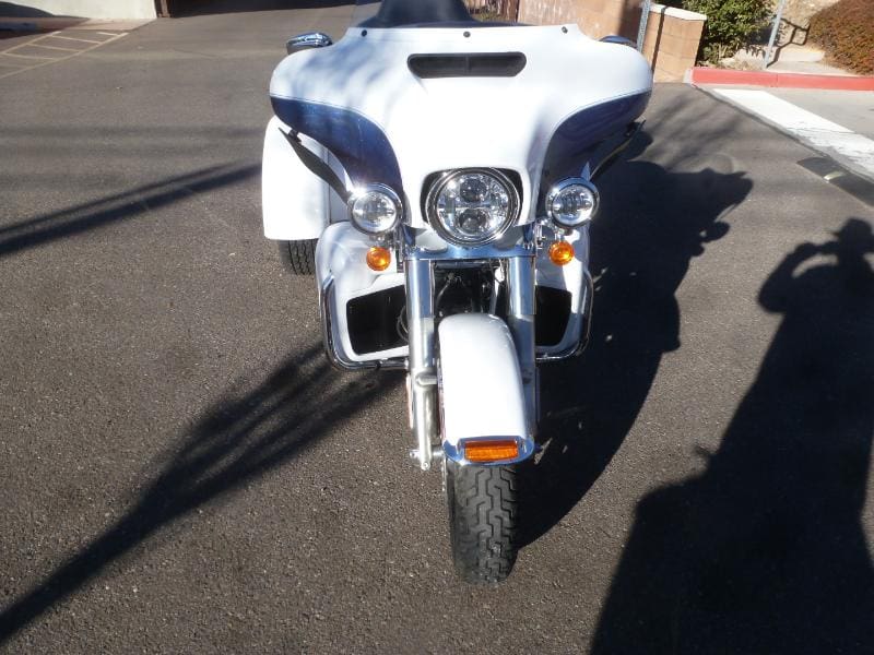 2015 Harley-Davidson FLHTCUTG - Image 3