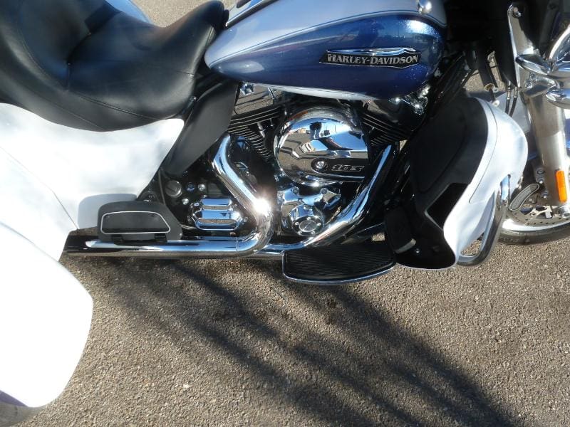 2015 Harley-Davidson FLHTCUTG - Image 10