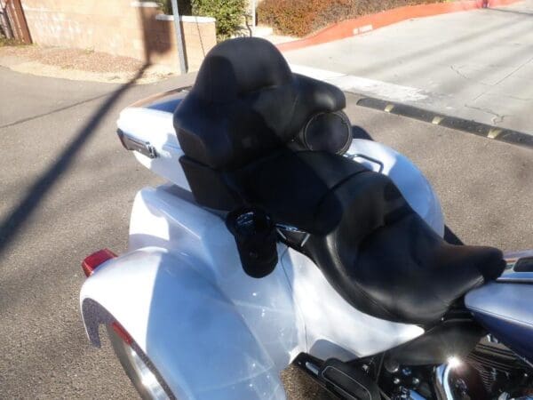 2015 Harley-Davidson FLHTCUTG