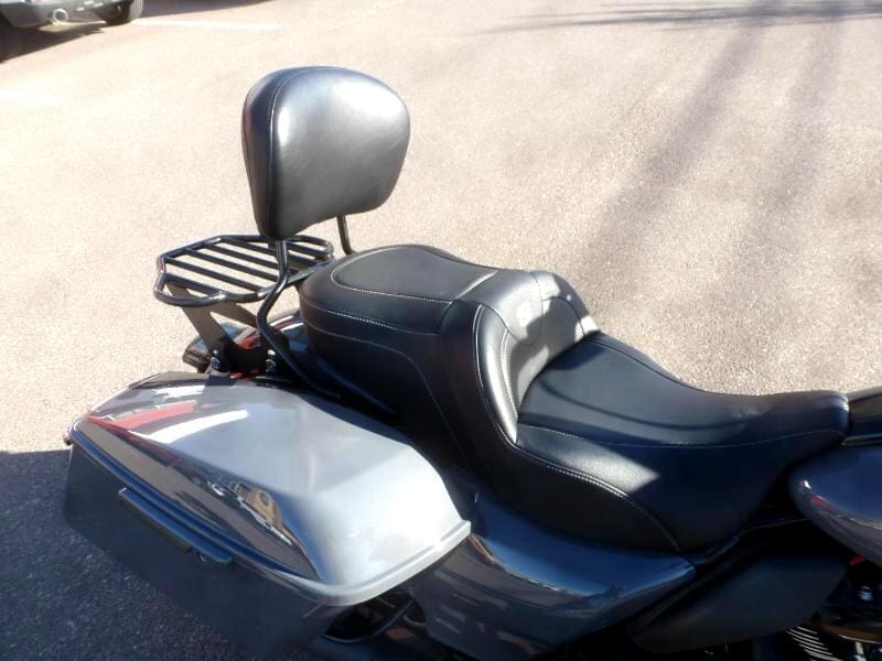 2022 Harley-Davidson FLTRXST - Image 4