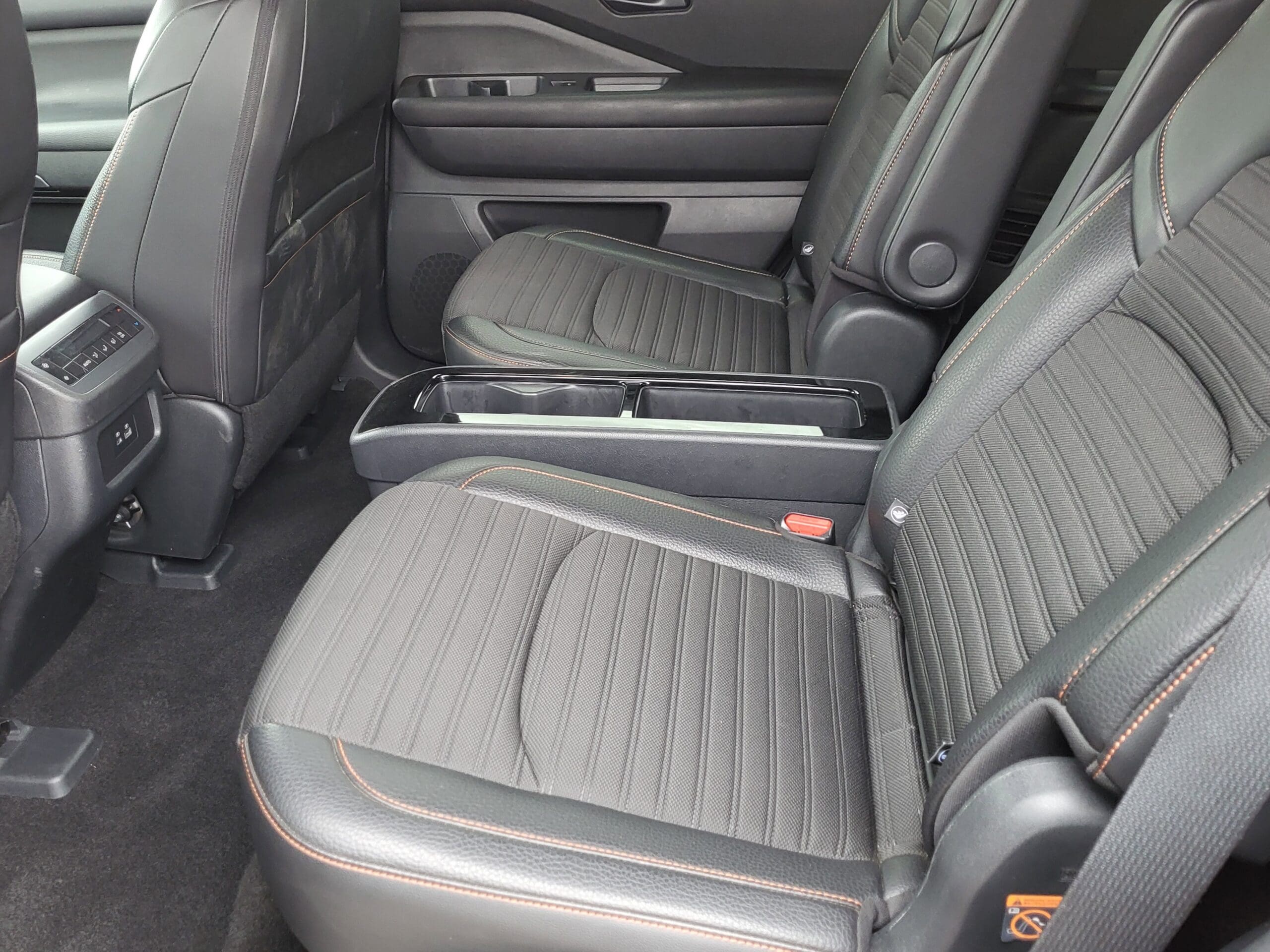 2024 Nissan Pathfinder - Image 9