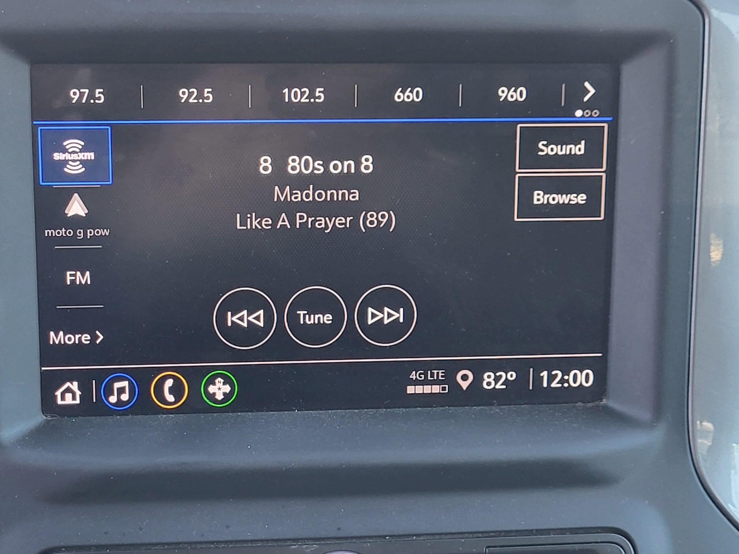 2022 Chevrolet Silverado 1500 - Image 23