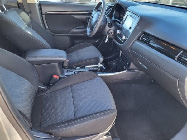 2020 Mitsubishi Outlander