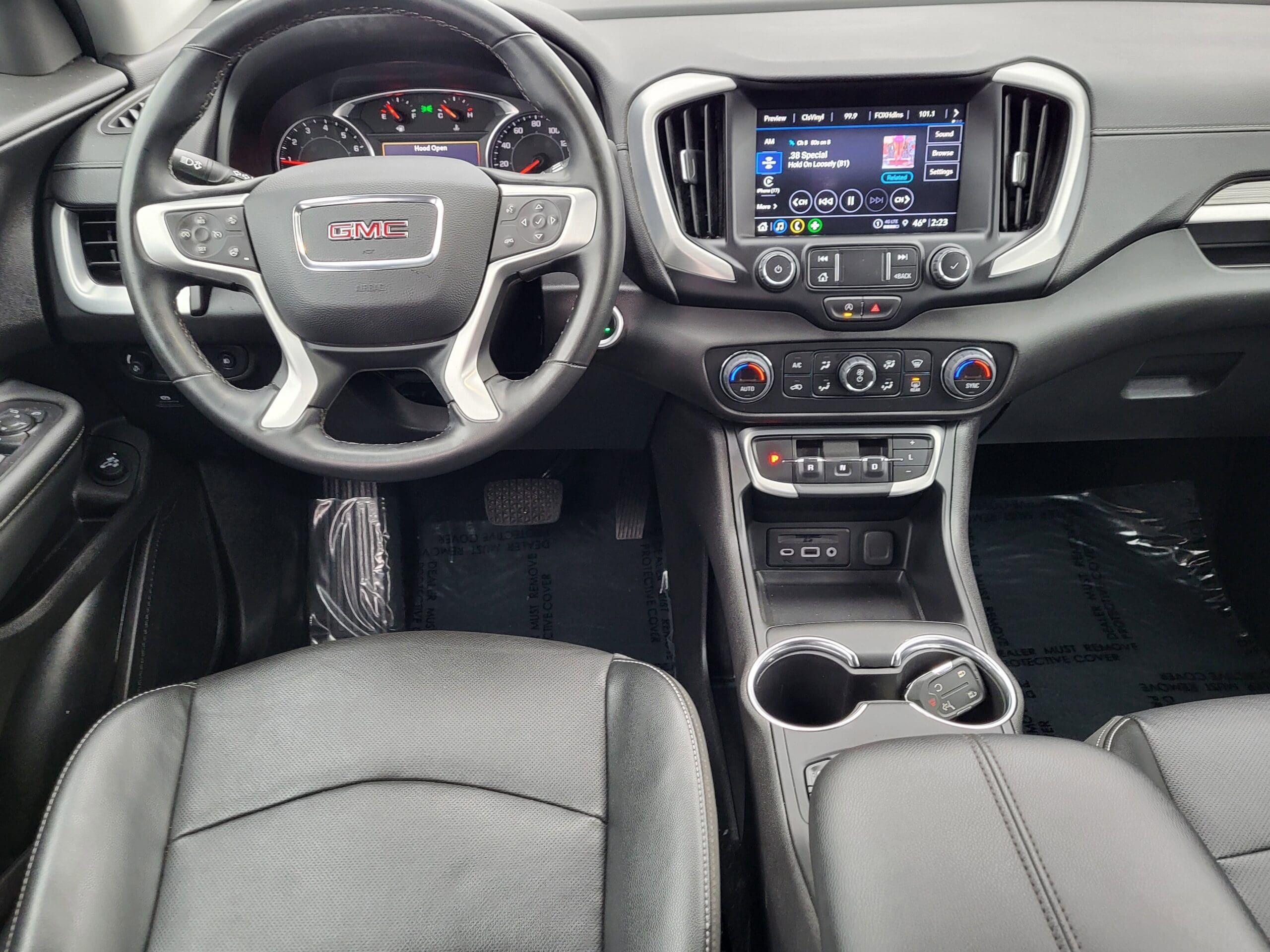 2024 GMC Terrain - Image 10