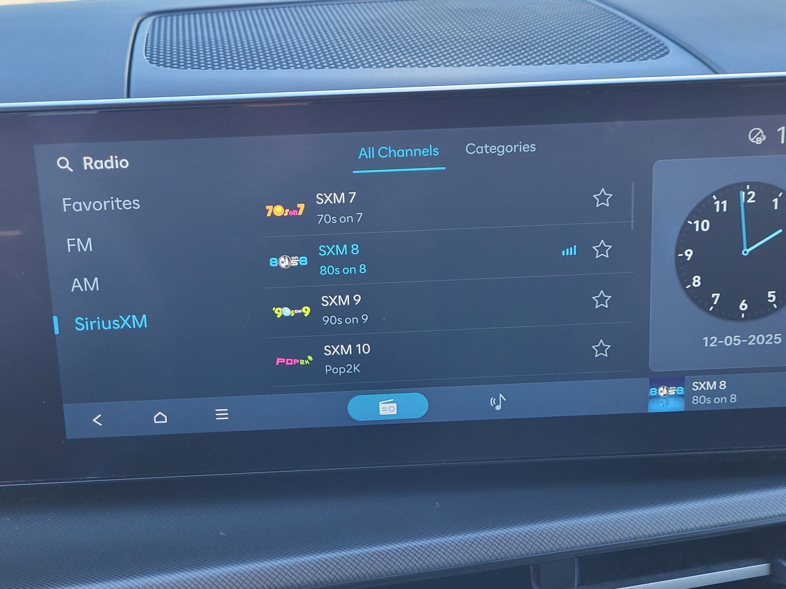 2025 Hyundai Santa Fe Hybrid - Image 24