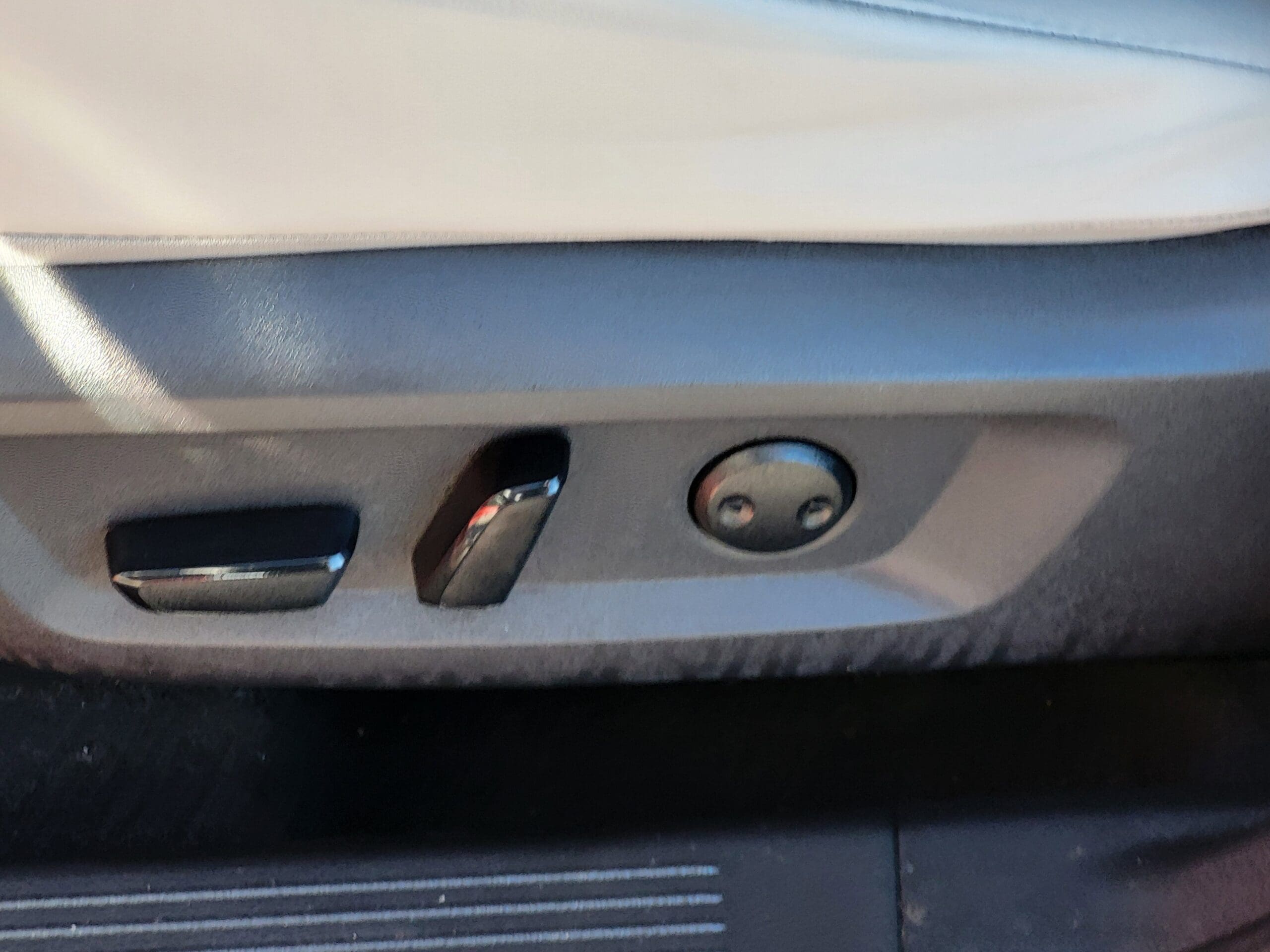 2021 Nissan Rogue - Image 7