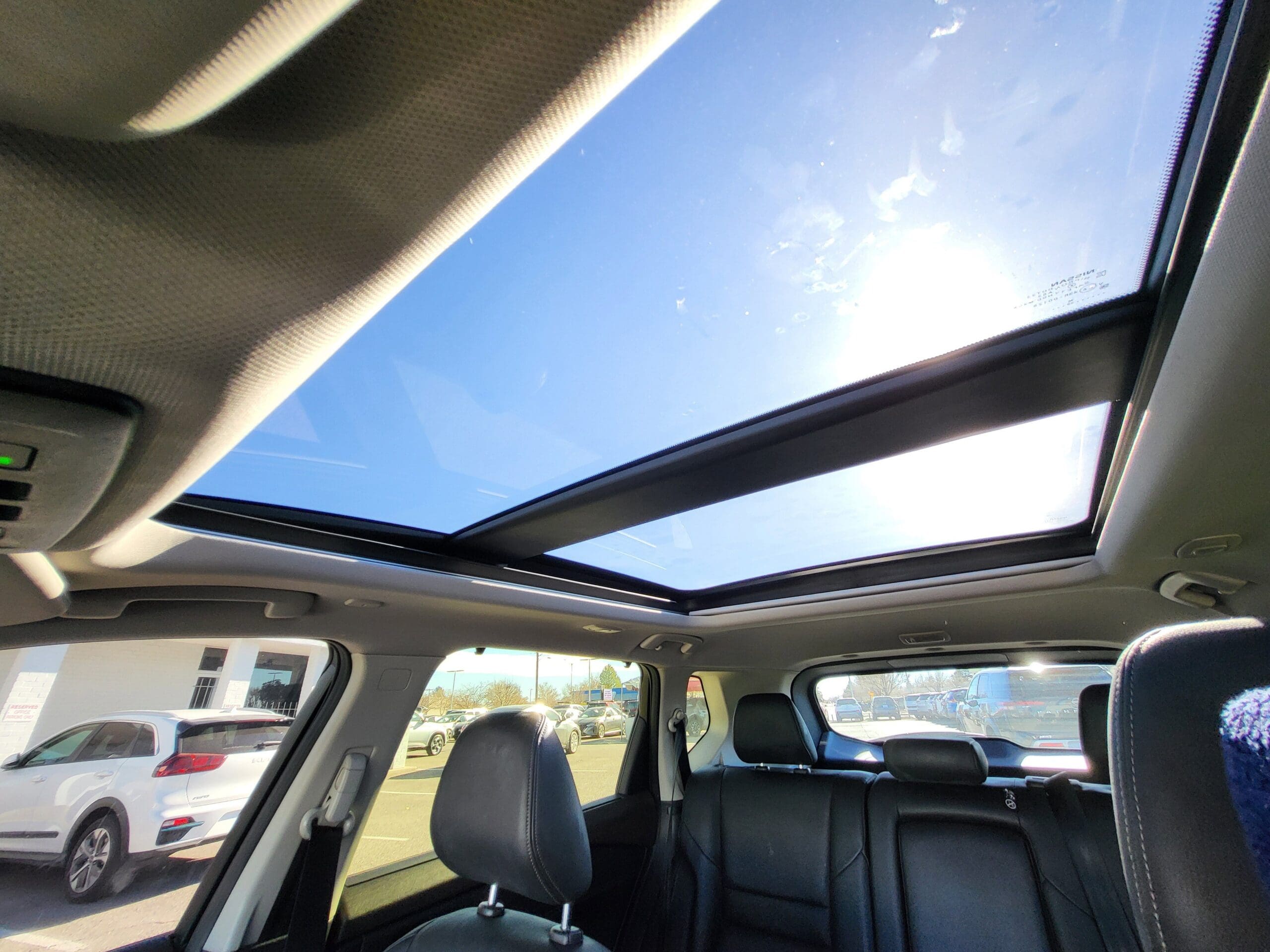 2023 Nissan Rogue - Image 28