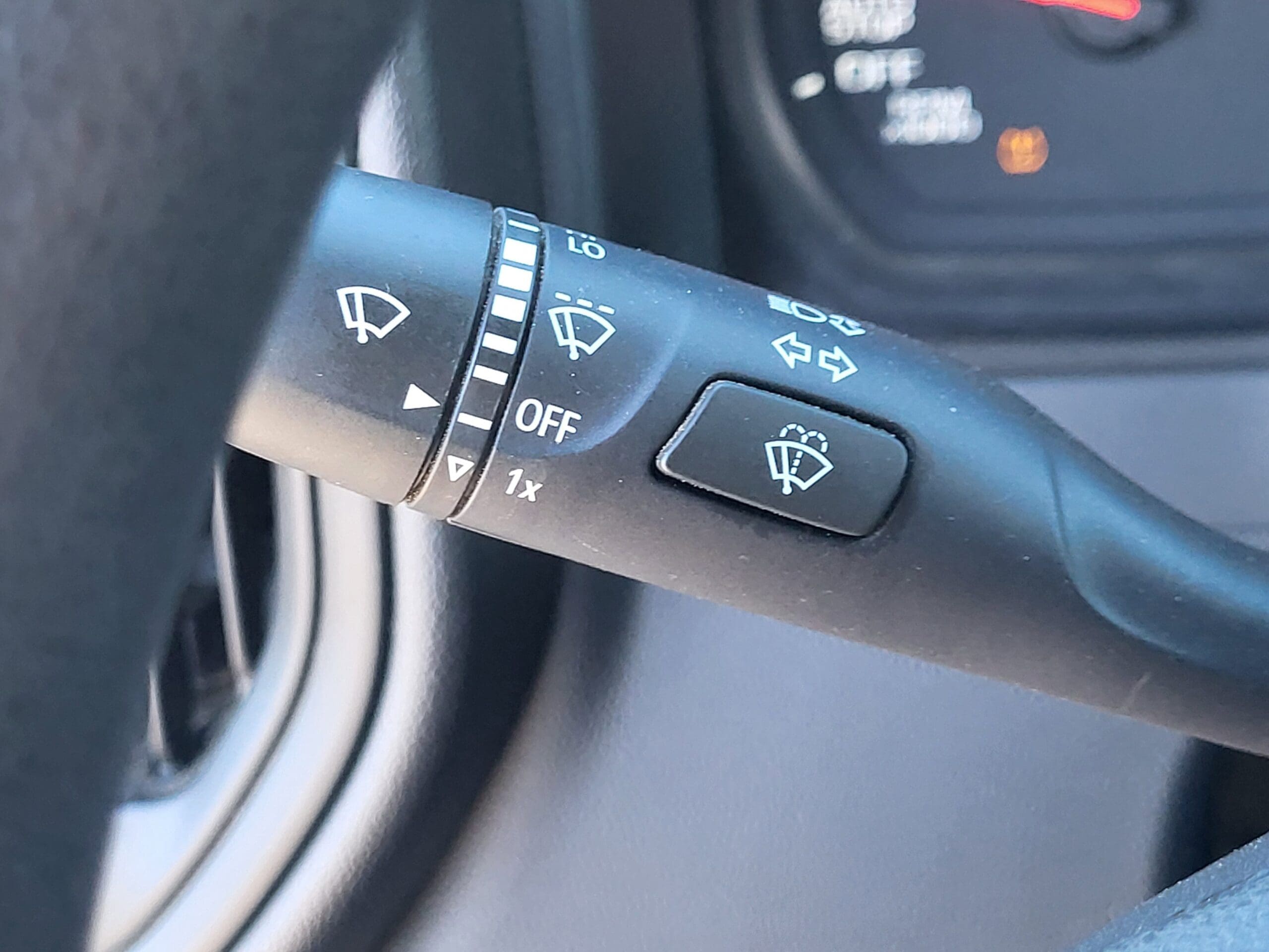 2022 Chevrolet Silverado 1500 - Image 28