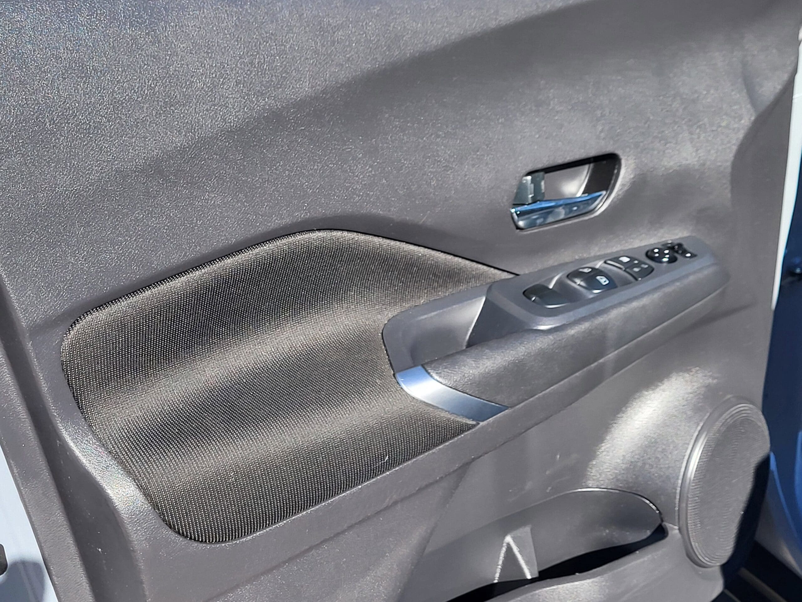 2022 Nissan Kicks - Image 6